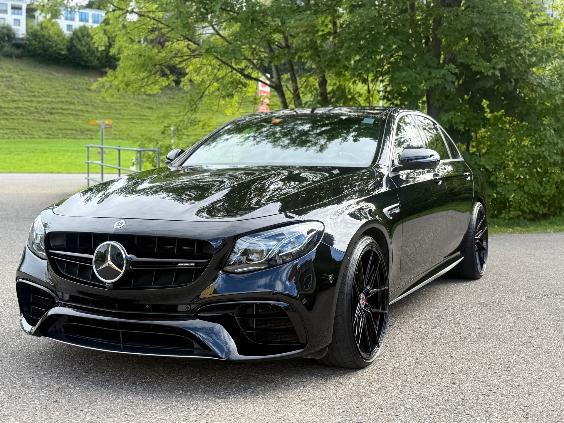 MERCEDES-BENZ E 63 AMG S 4Matic Speedshift MCT-image-0