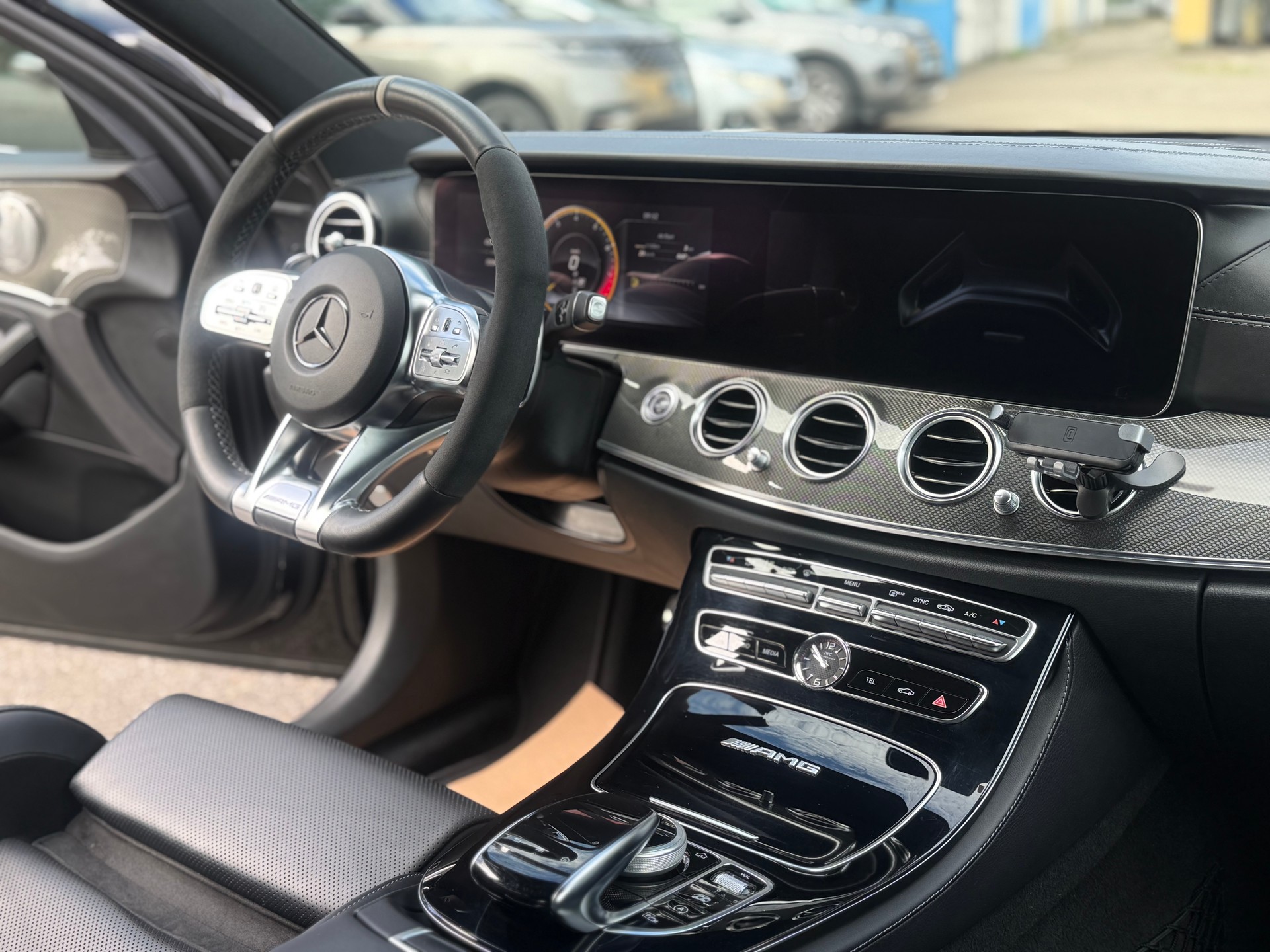 MERCEDES-BENZ E 63 AMG S 4Matic Speedshift MCT-image-8
