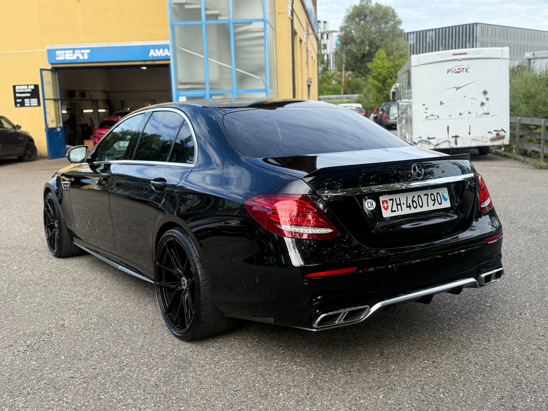 MERCEDES-BENZ E 63 AMG S 4Matic Speedshift MCT-image-5