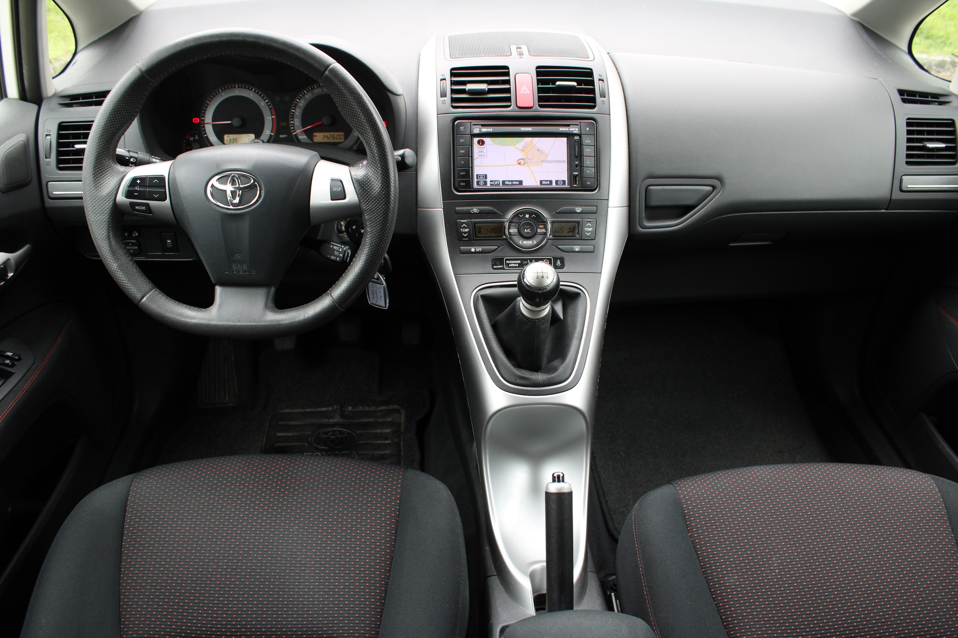 TOYOTA Auris 1.8 Bemani Kompressor-image-13