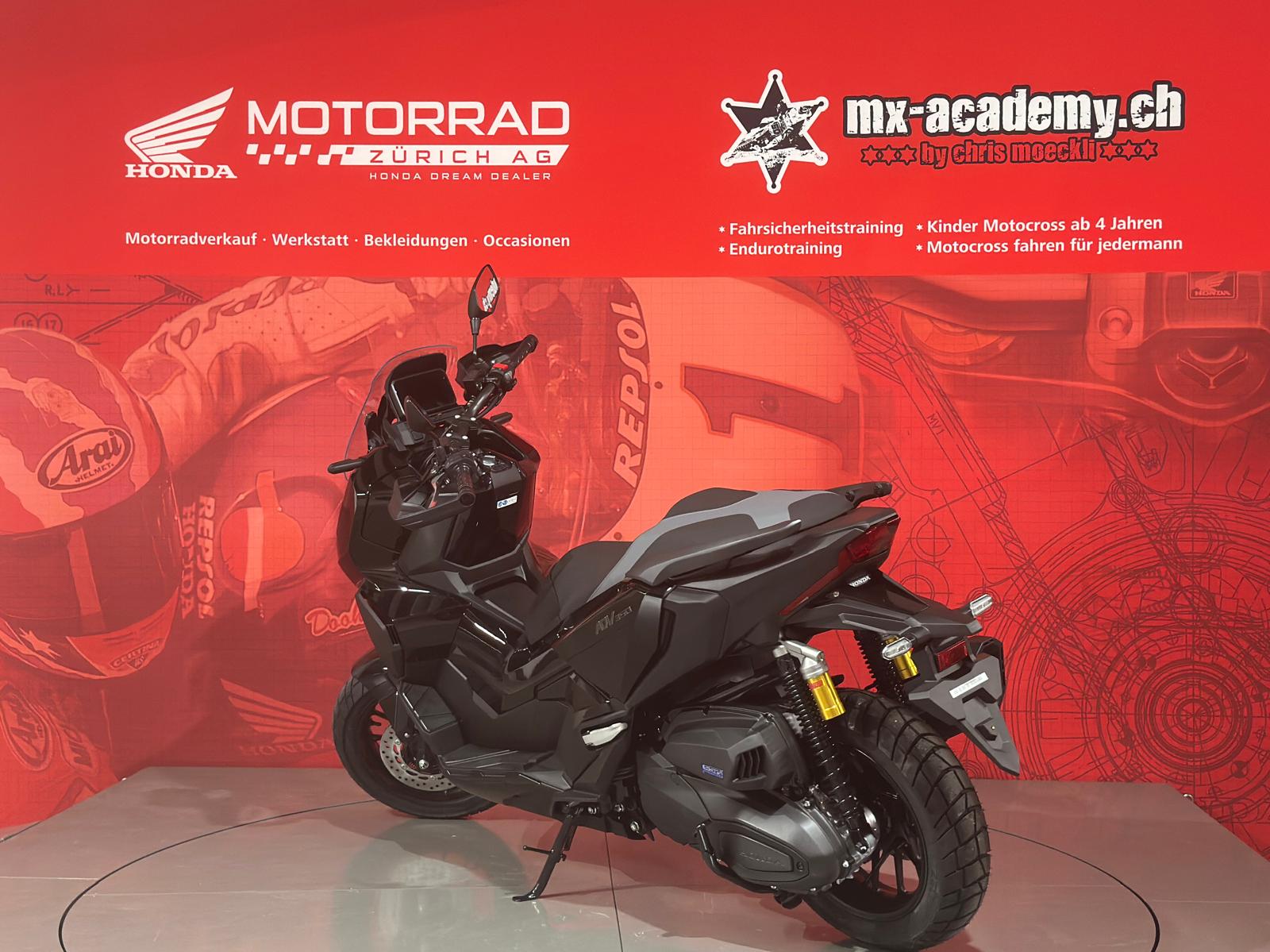 HONDA ADV 350 **Schwarz Metallic**Neufahrzeug*-image-7