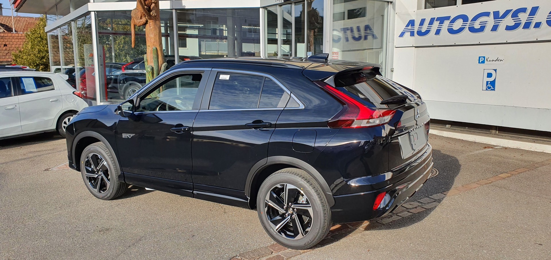 MITSUBISHI Eclip.Cross PHEV Diamond mit AHK-image-1