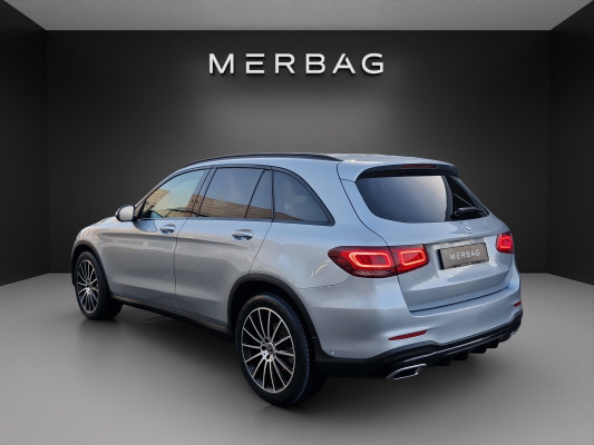 MERCEDES-BENZ GLC 300 AMG Line 4Matic-image-2