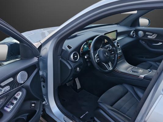 MERCEDES-BENZ GLC 300 AMG Line 4Matic-image-11
