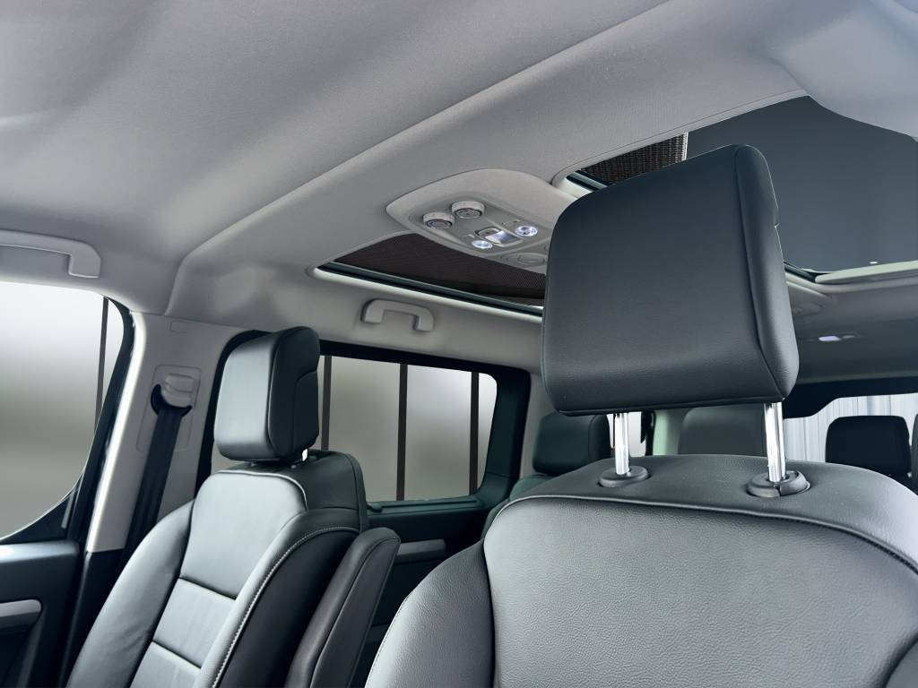 PEUGEOT Traveller 2.0 BlueHDi Business VIP Standard EAT8-image-9