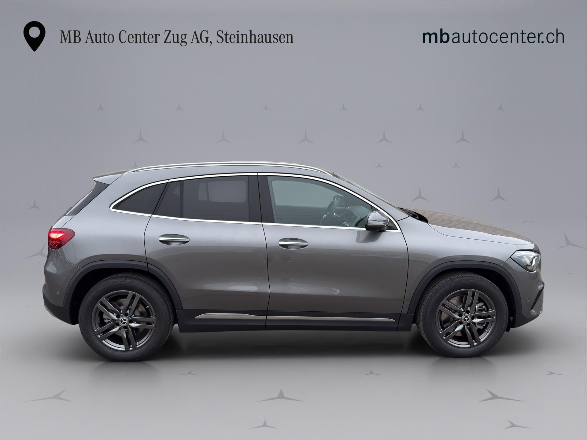 MERCEDES-BENZ GLA 250 Swiss Star Progressive 4matic-image-5