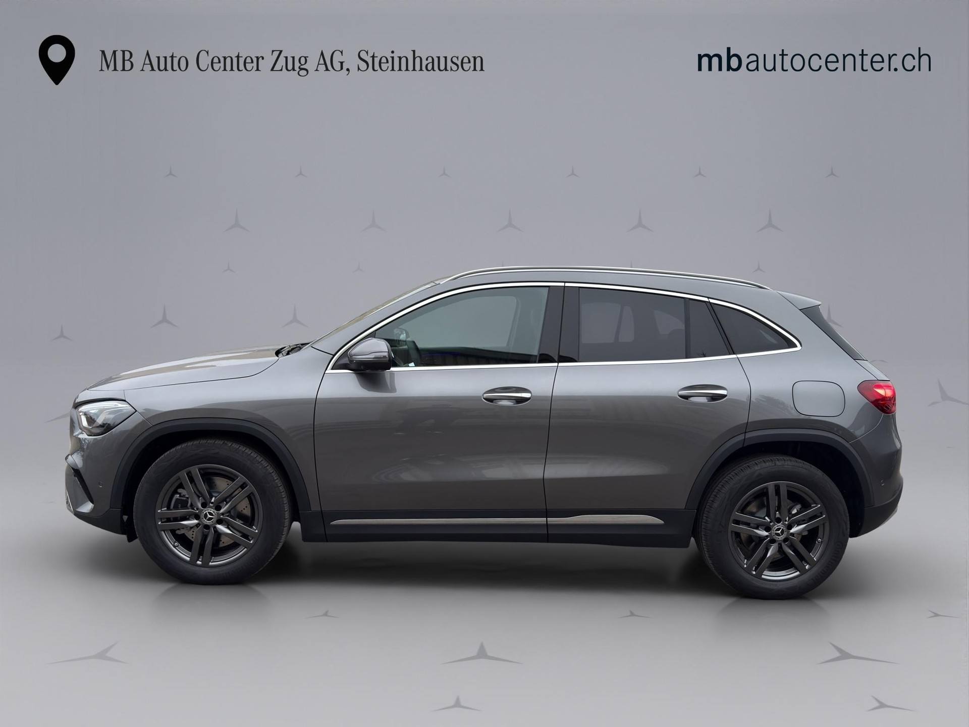 MERCEDES-BENZ GLA 250 Swiss Star Progressive 4matic-image-2