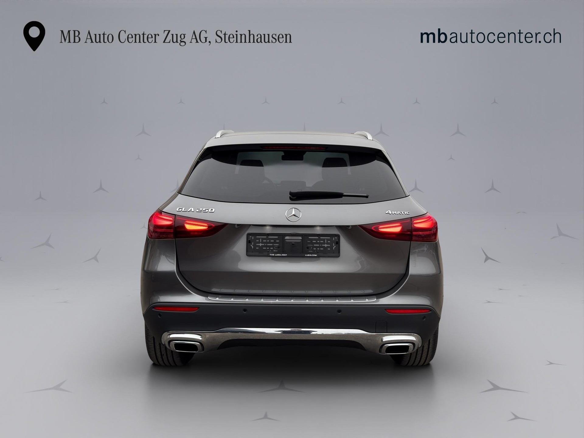 MERCEDES-BENZ GLA 250 Swiss Star Progressive 4matic-image-3