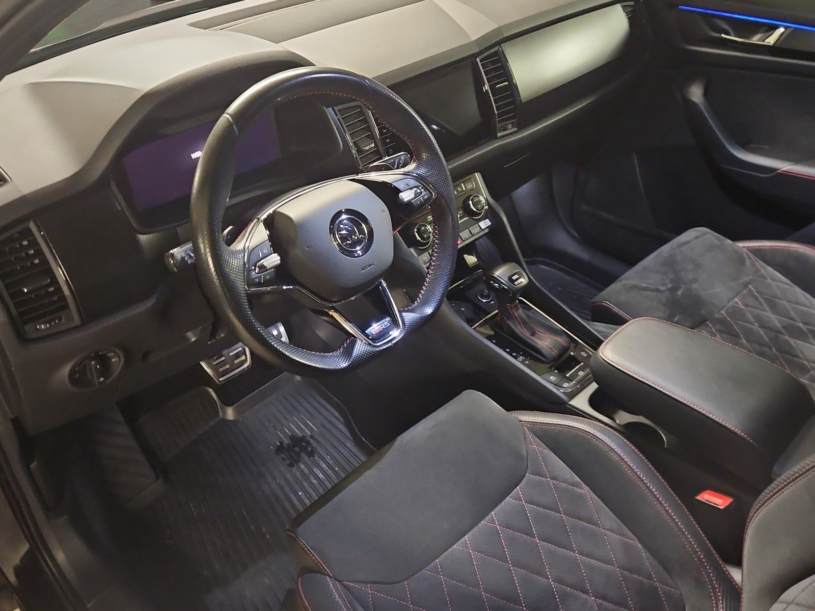 SKODA Kodiaq 2.0 Bi-TDI SCR RS 4x4 DSG-image-6