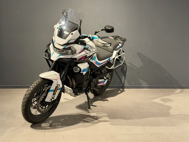 CF MOTO 800 MT Explore-showroom-element-2
