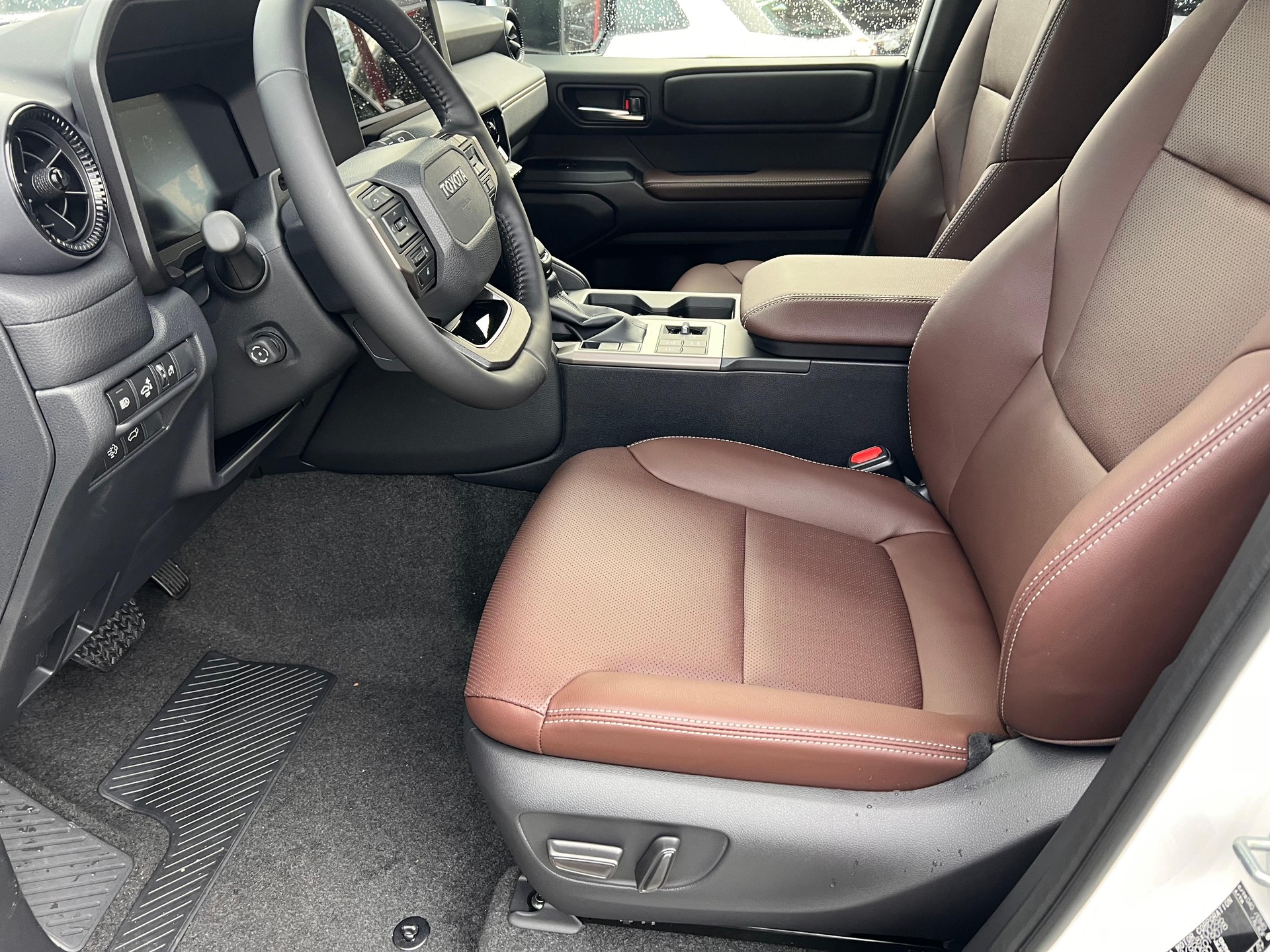 TOYOTA Land Cruiser 2.8 D 48V Style-image-8