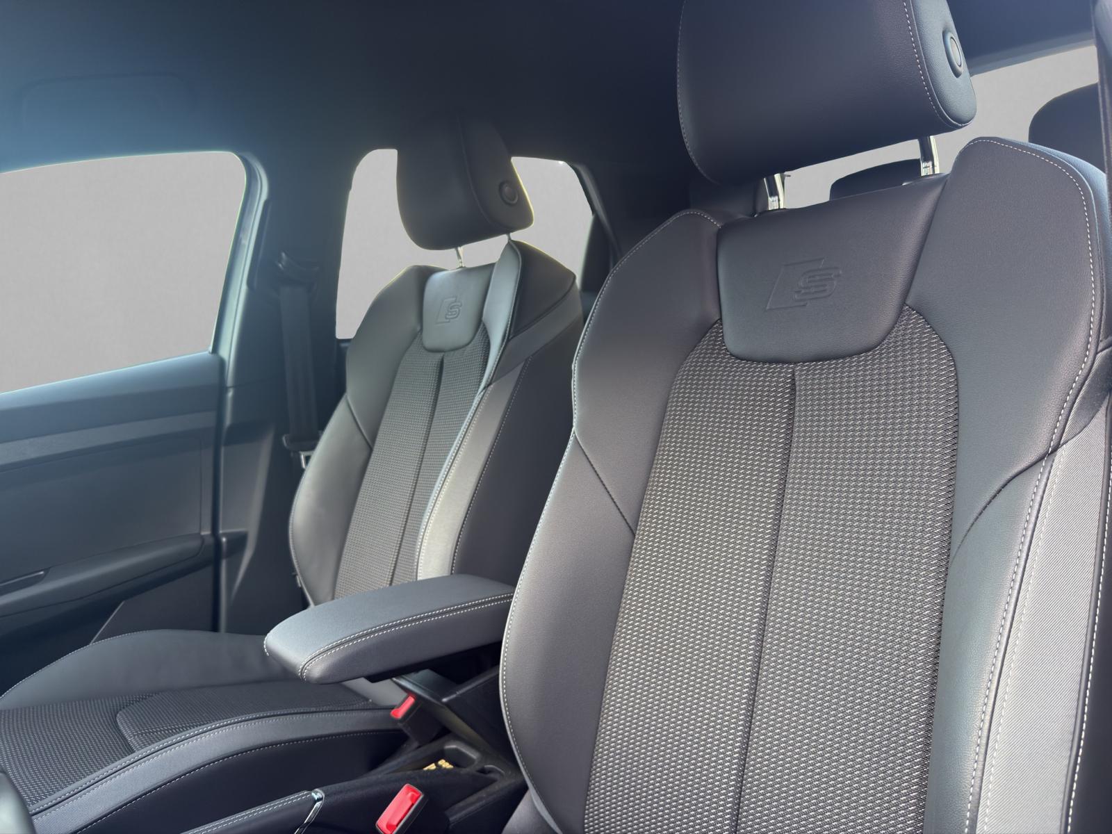 AUDI A1 allstreet 30 TFSI Attraction S-tronic-image-7