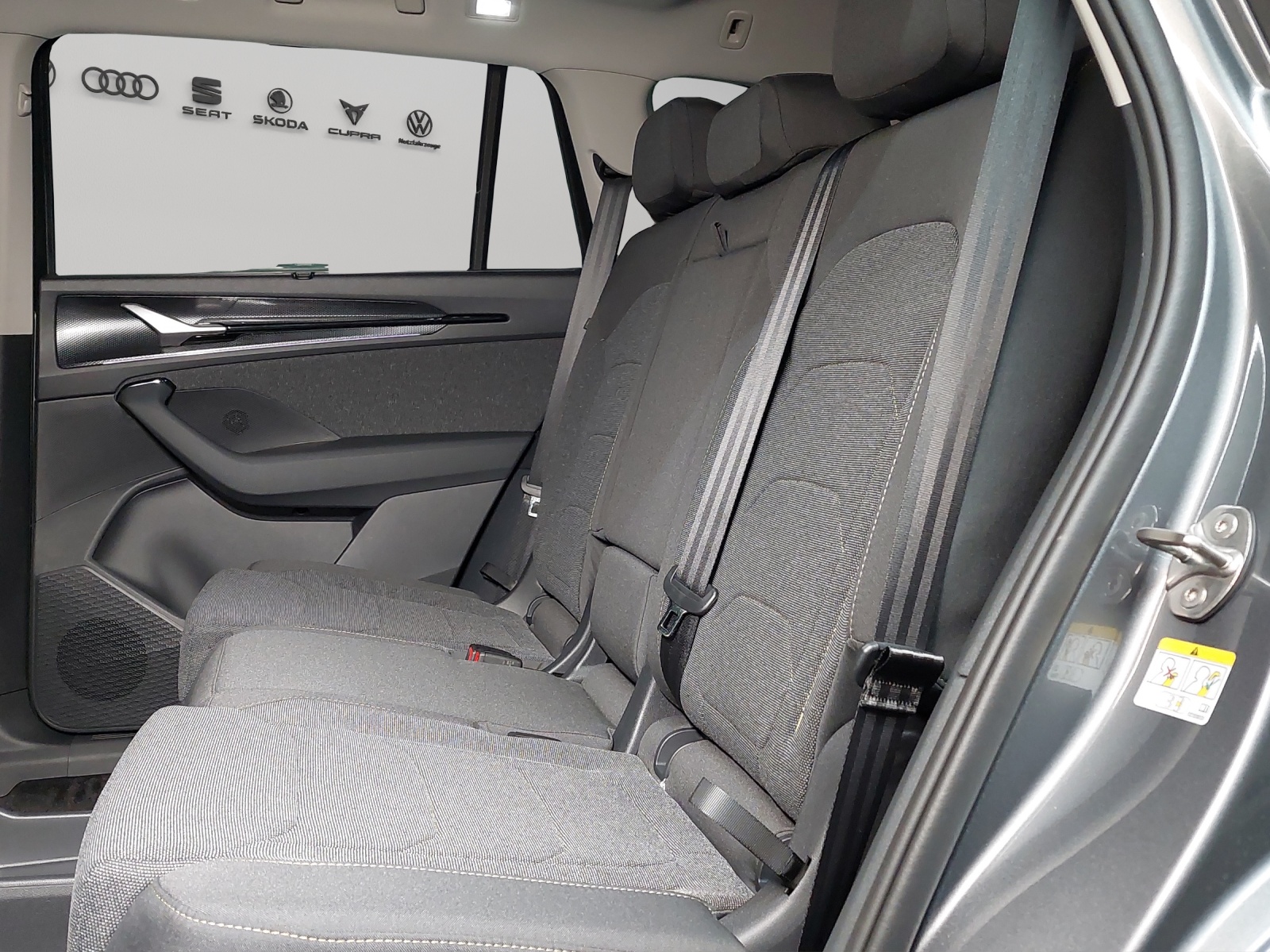 SKODA Kodiaq 2.0 TSI Dynamic 4x4-image-8