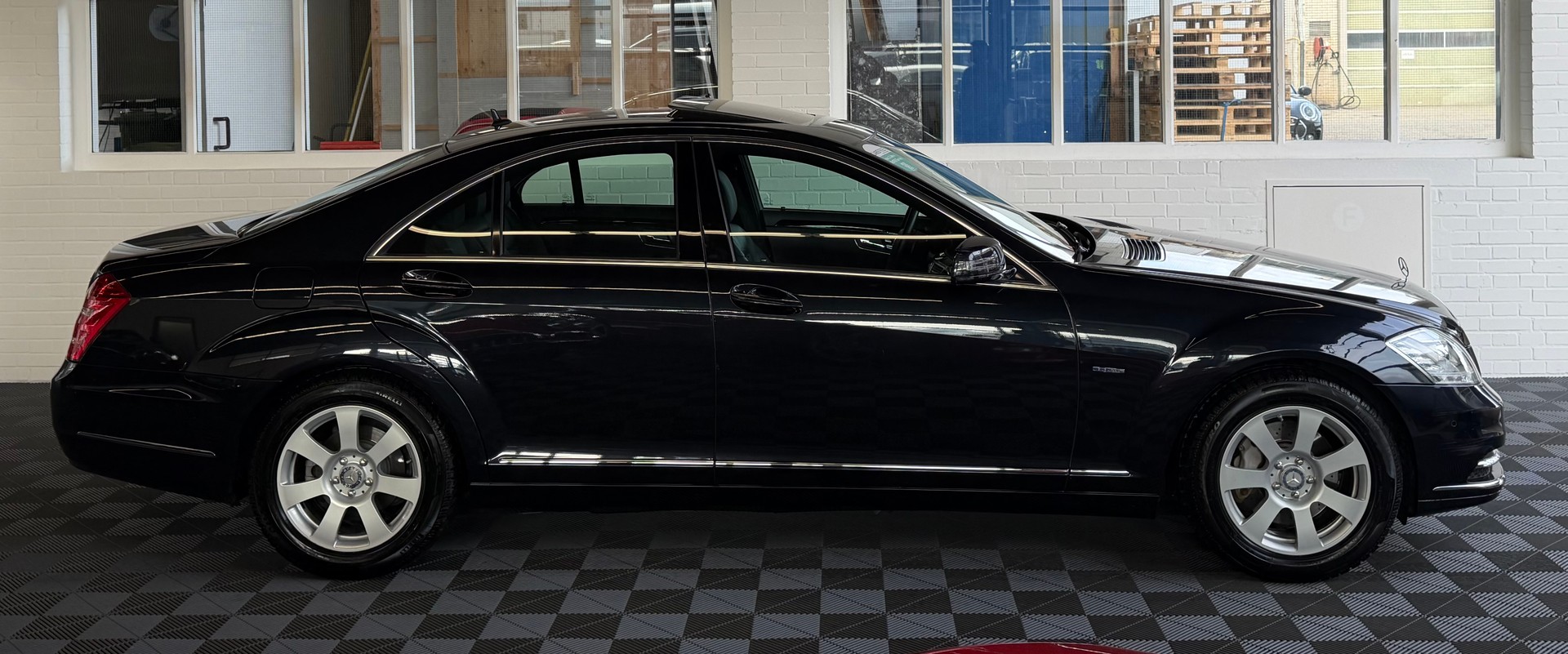 MERCEDES-BENZ S 400 Hybrid I 299 PS I 7G-Tronic (CH)-image-1