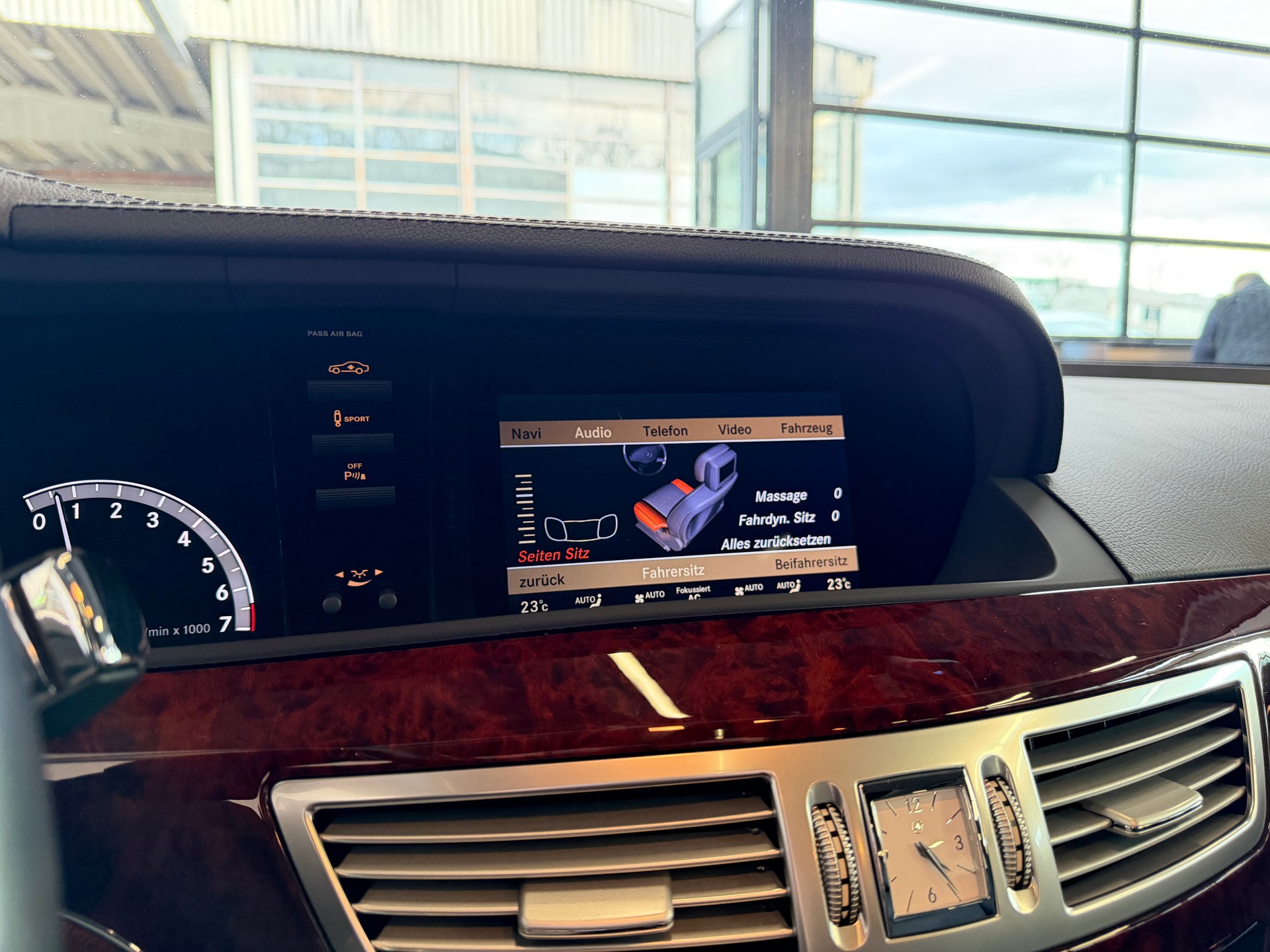 MERCEDES-BENZ S 400 Hybrid I 299 PS I 7G-Tronic (CH)-image-17