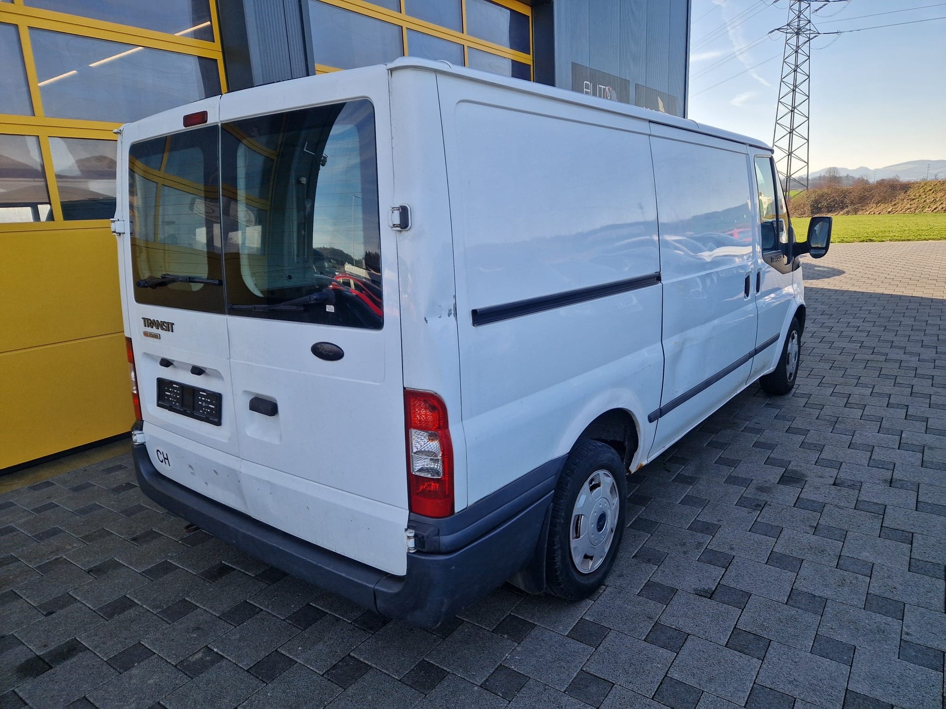 FORD Transit 2.2 TDCi 300 M-image-3