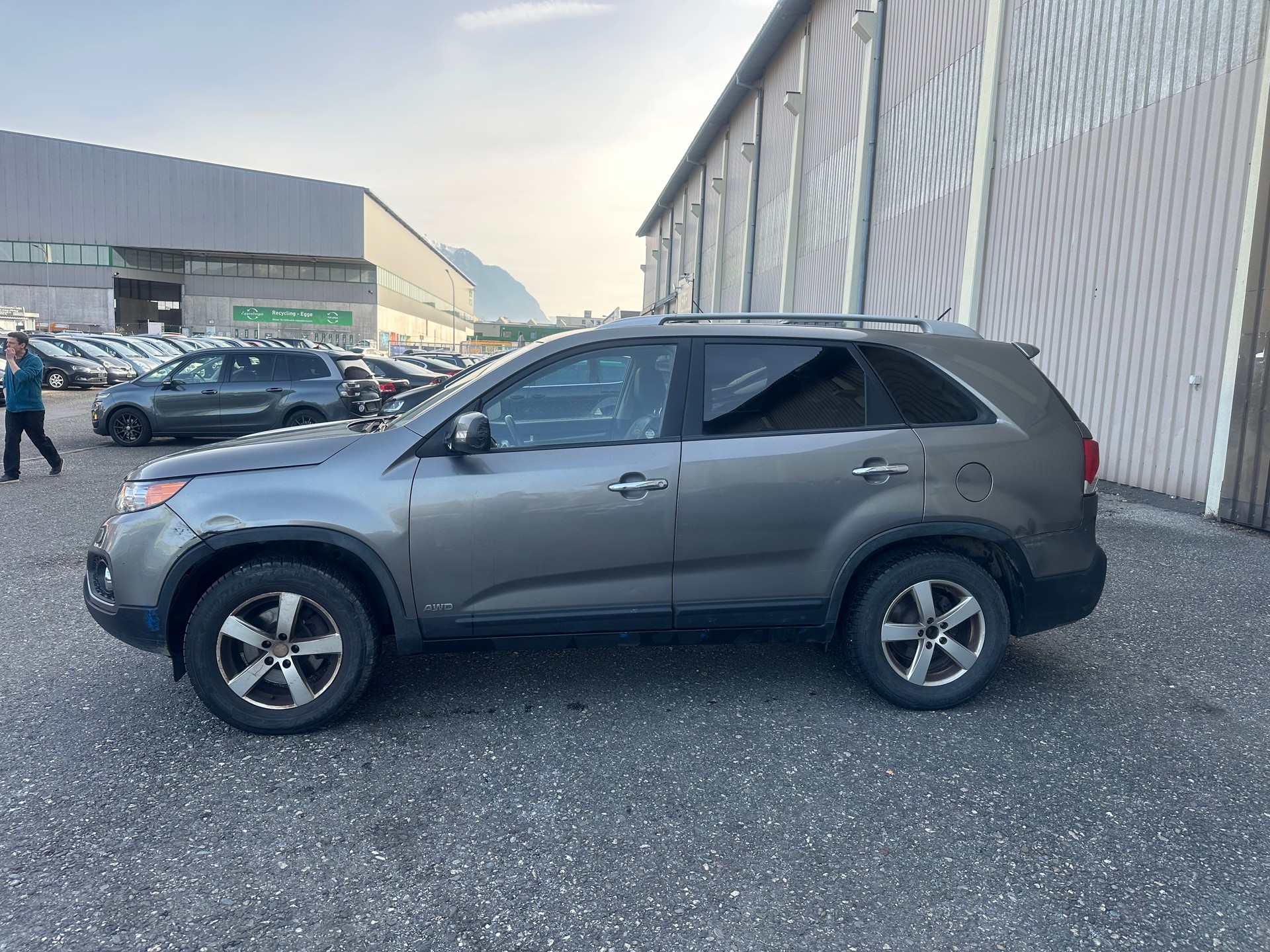 KIA Sorento 2.2 CRDI Trend-image-3