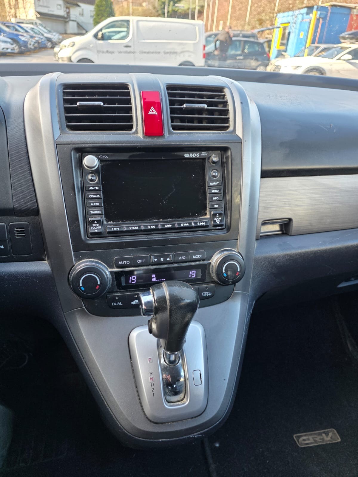 HONDA CR-V 2.0 4WD Elegance-image-9