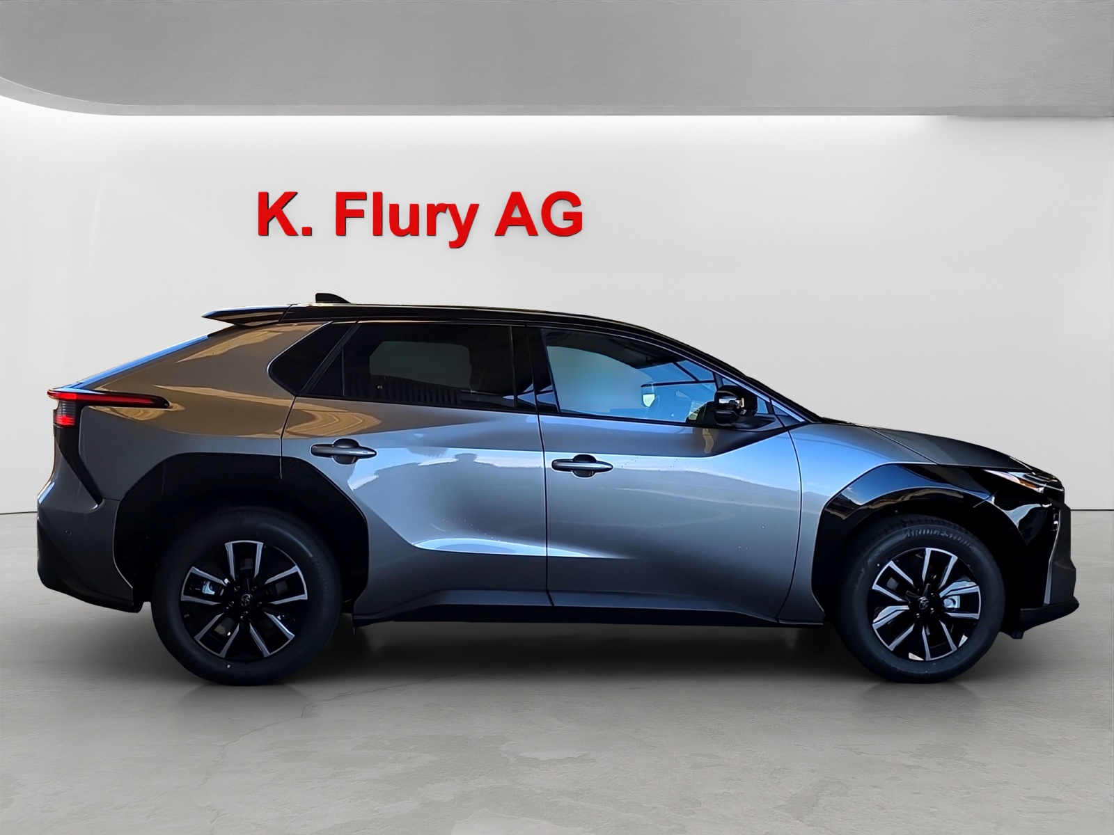 TOYOTA bZ4X Premium AWD-image-5