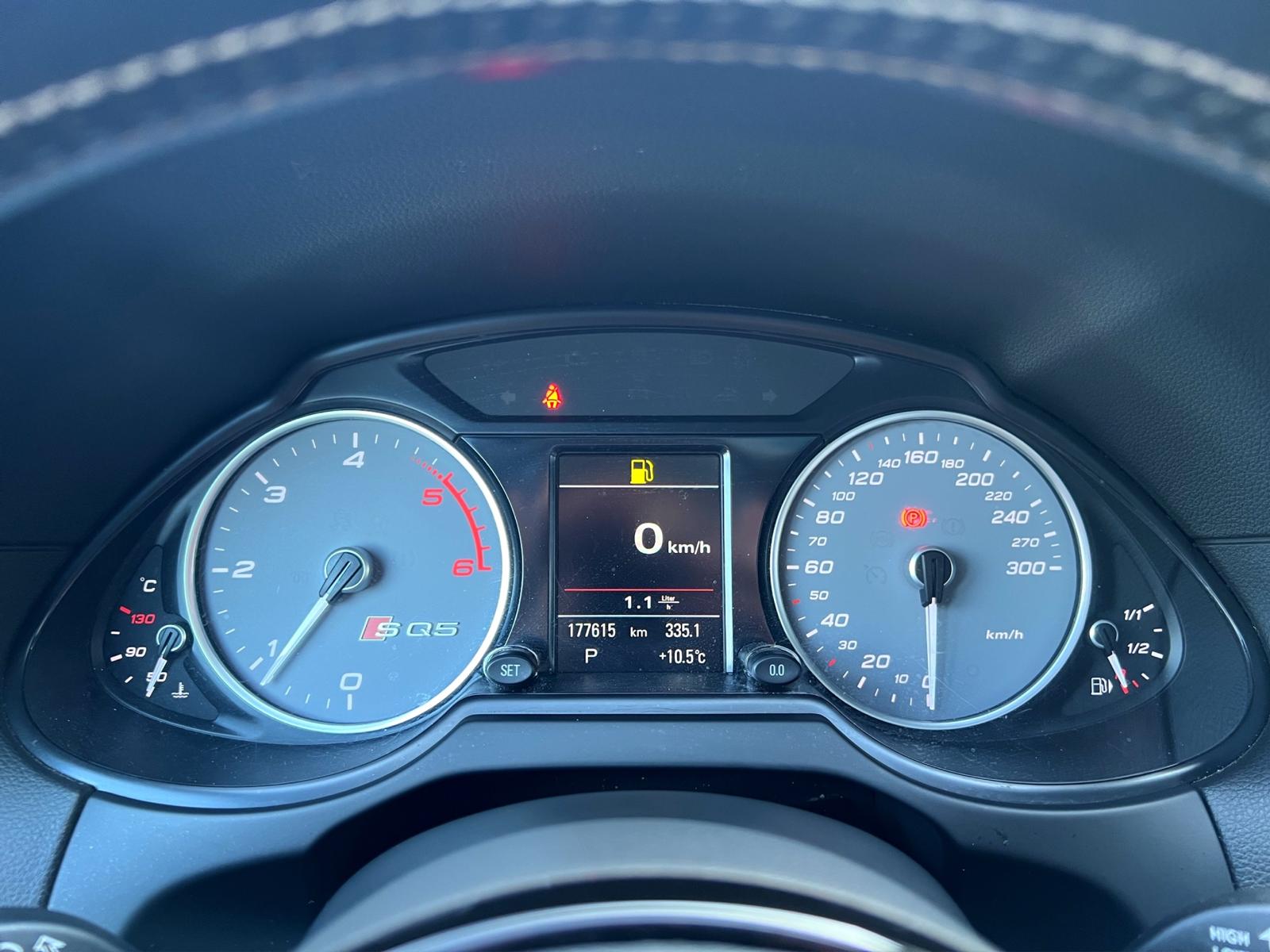 AUDI SQ5 3.0 TDI quattro tiptronic-image-18