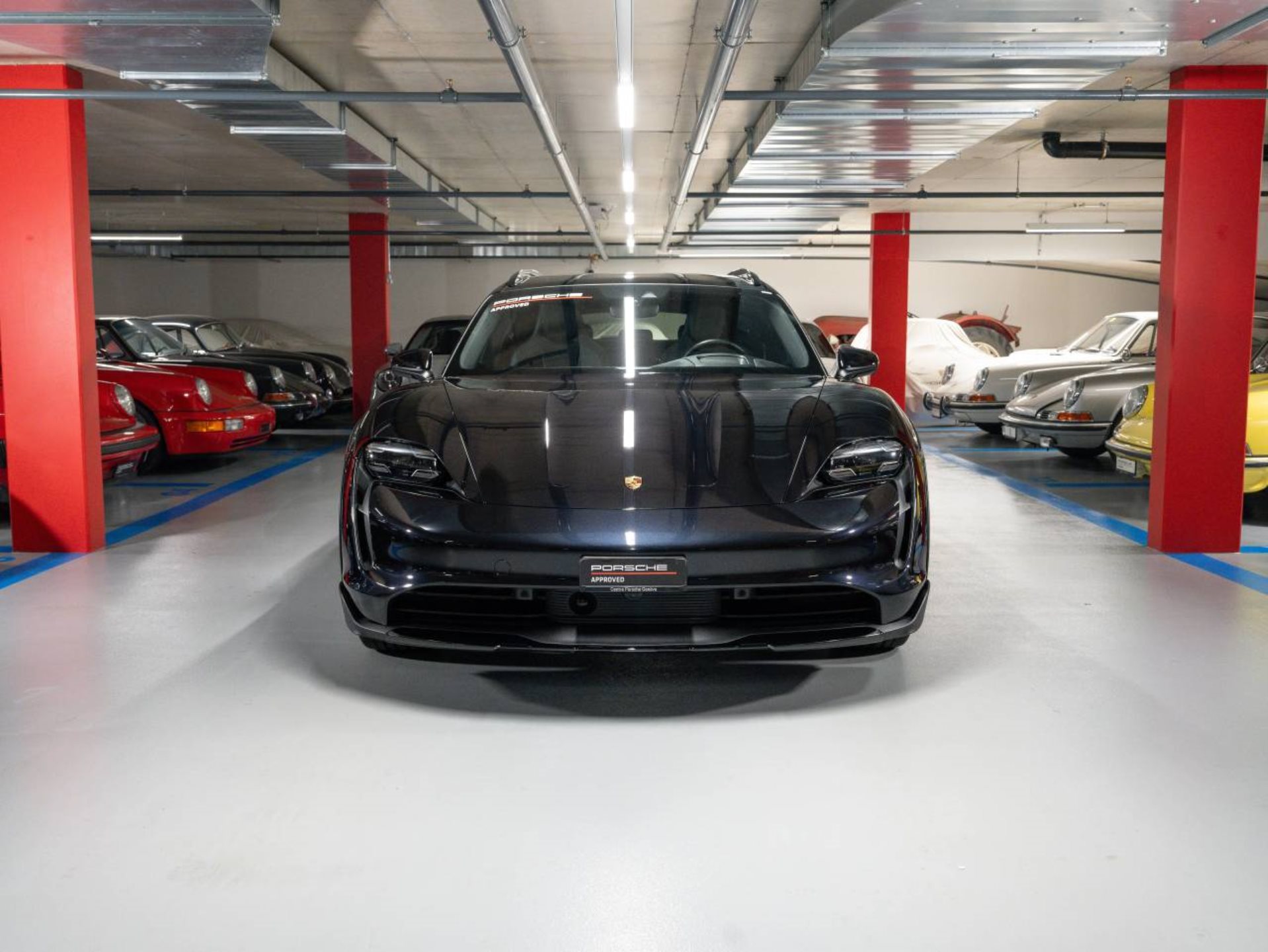 PORSCHE Taycan 4 Cross Turismo (MY22)-image-1