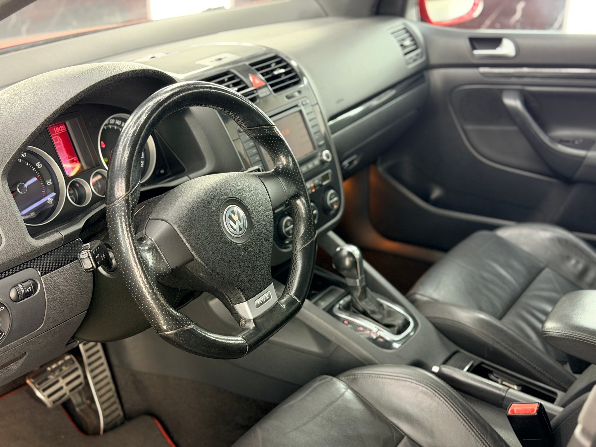VW GTI-image-6