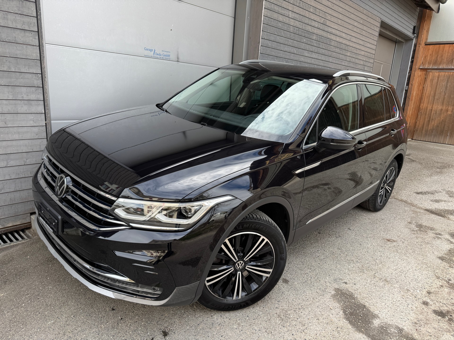 VW Tiguan 2.0 TDI SCR Elegance 4Motion DSG-image-1