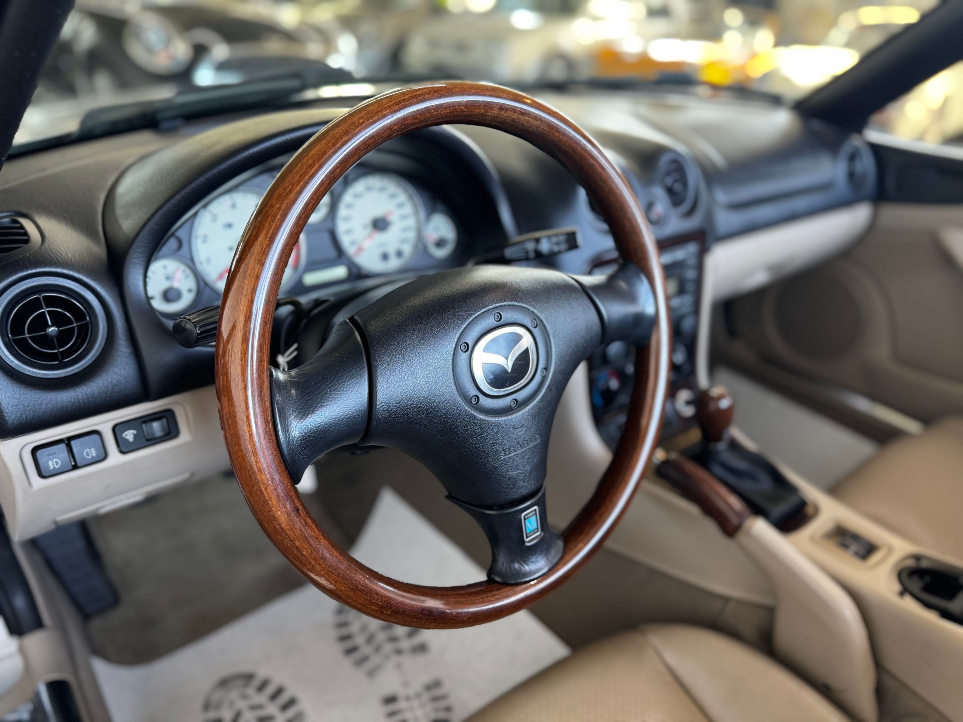 MAZDA MX-5 1.6i-16 Exclusive Youngster-image-20
