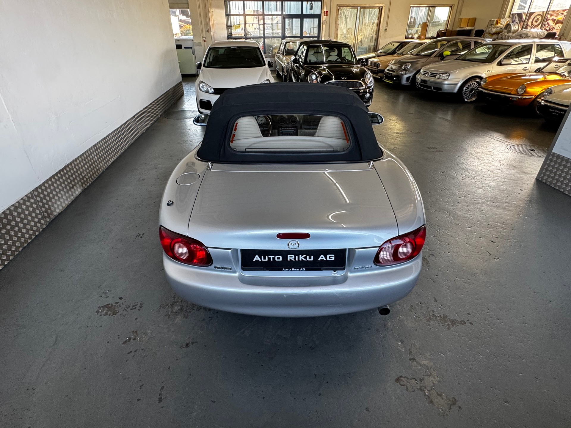 MAZDA MX-5 1.6i-16 Exclusive Youngster-image-16