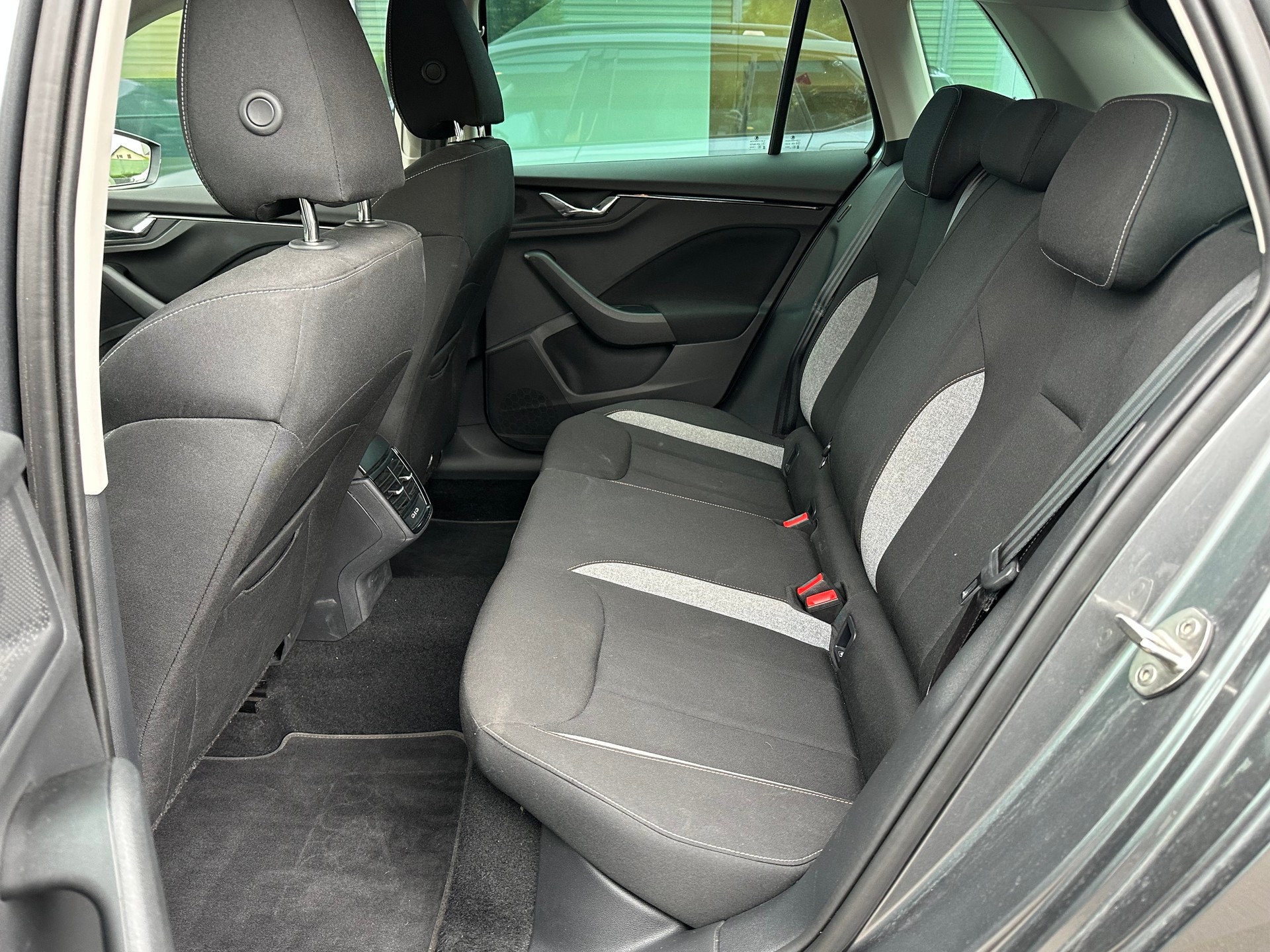 SKODA Kamiq 1.5 TSI Edition Plus DSG-image-6
