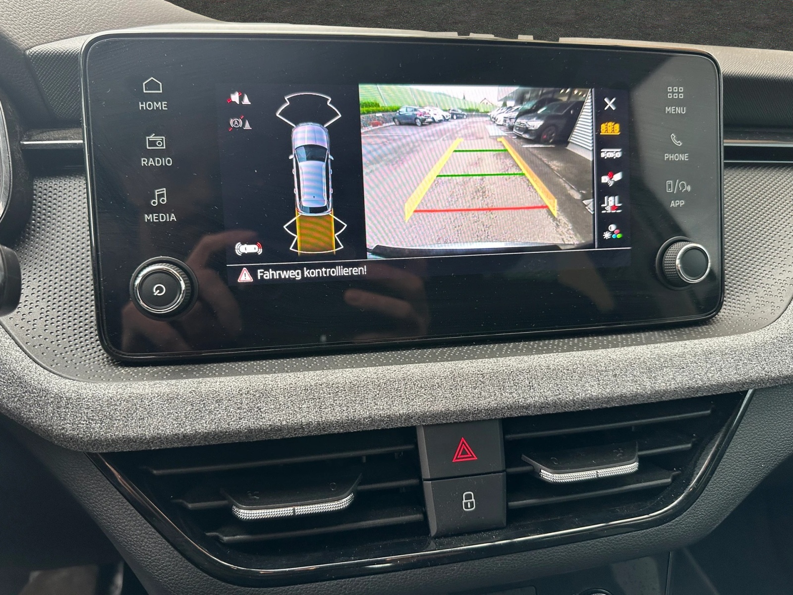 SKODA Kamiq 1.5 TSI Edition Plus DSG-image-8