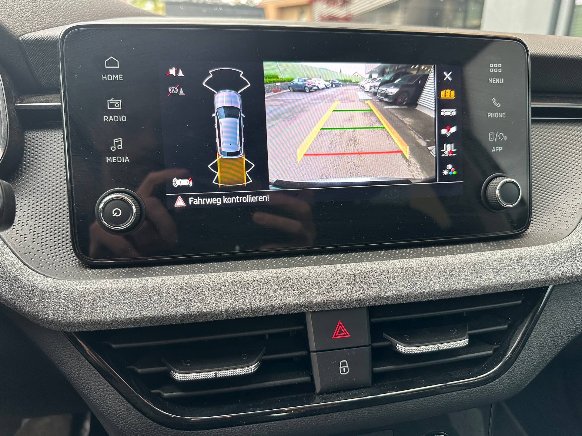 SKODA Kamiq 1.5 TSI Edition Plus DSG-image-10