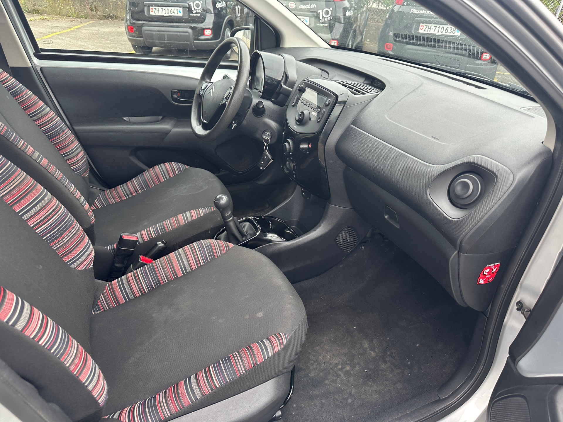 CITROEN C1 1.0 VTi Feel S&S-image-8