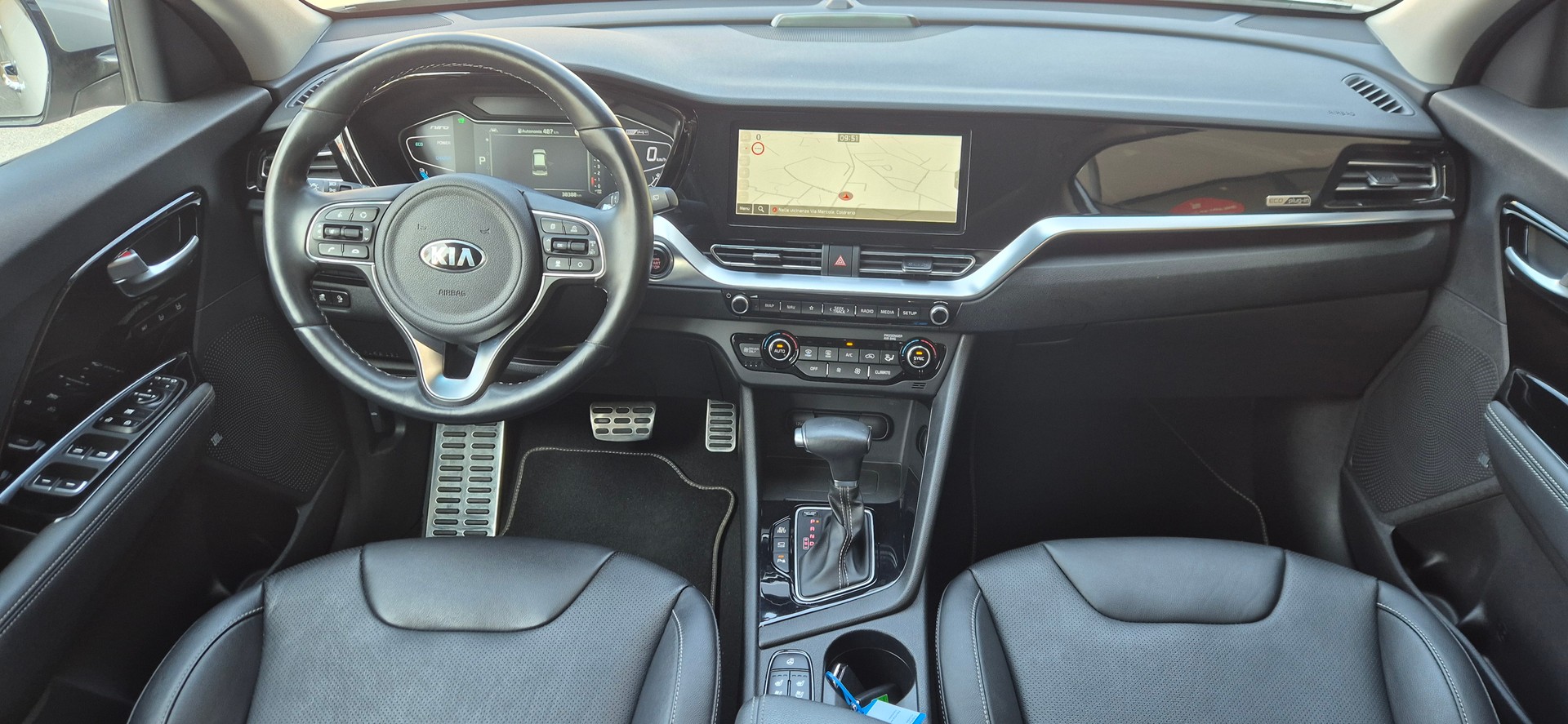 KIA Niro 1.6GDi Plug-in Hybrid Style DCT-image-11