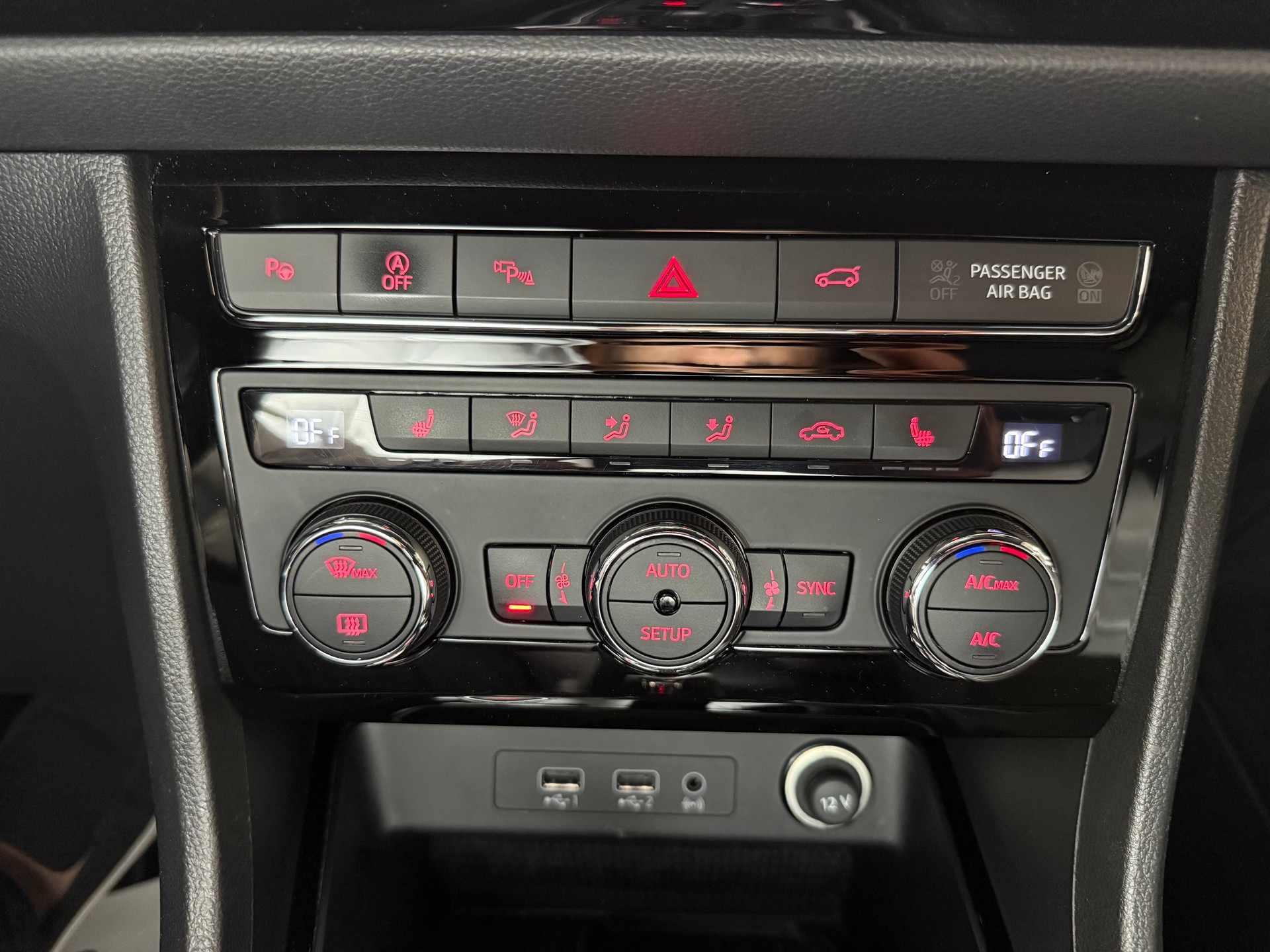 SEAT Ateca 2.0 TDI CR Xcellence DSG-image-15