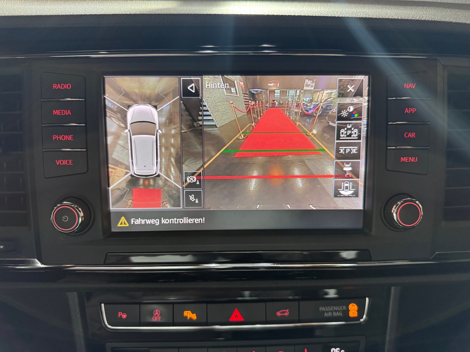 SEAT Ateca 2.0 TDI CR Xcellence DSG-image-17