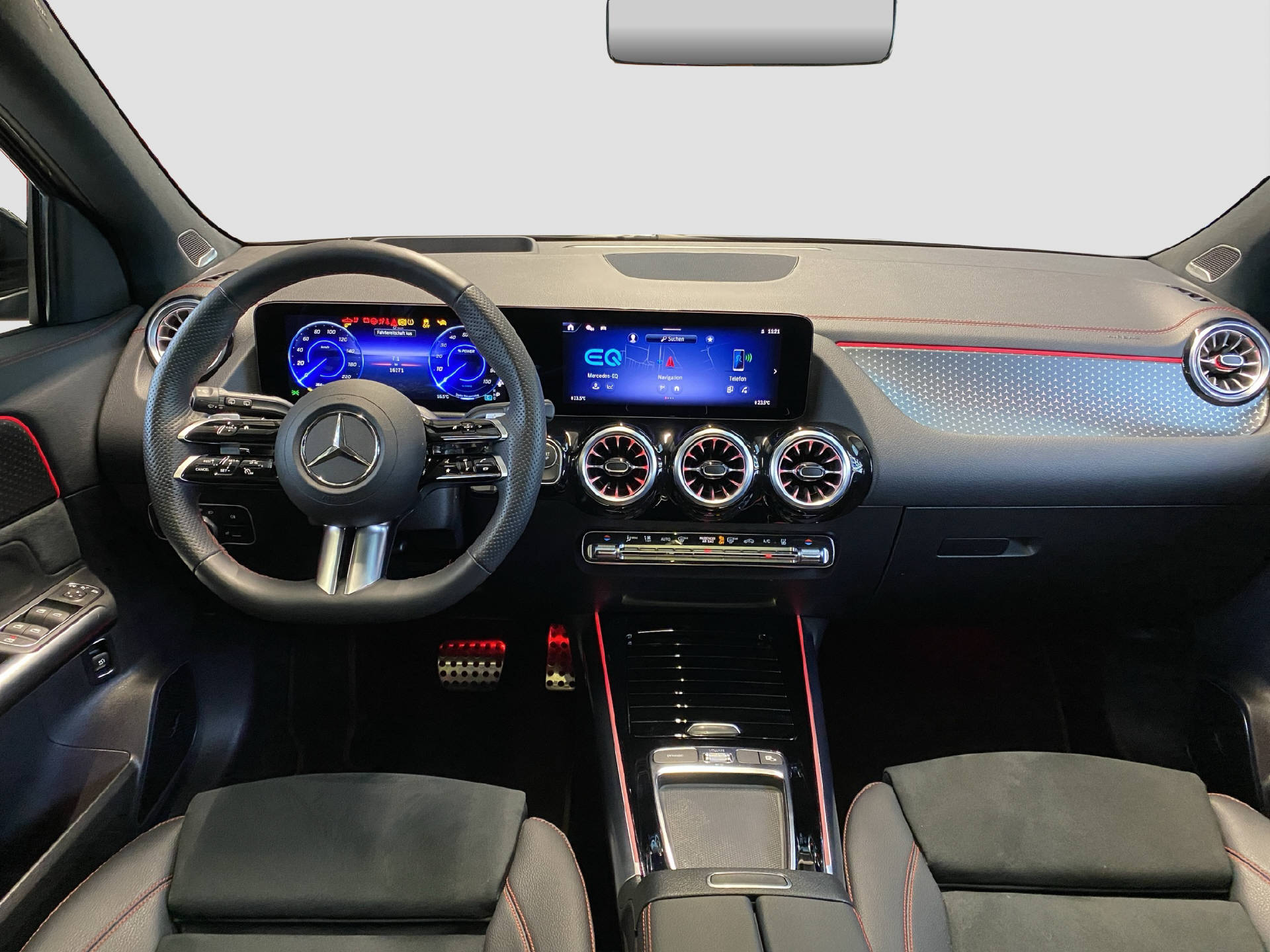 MERCEDES-BENZ EQA 350 Swiss Star AMG Line 4MATIC-image-7
