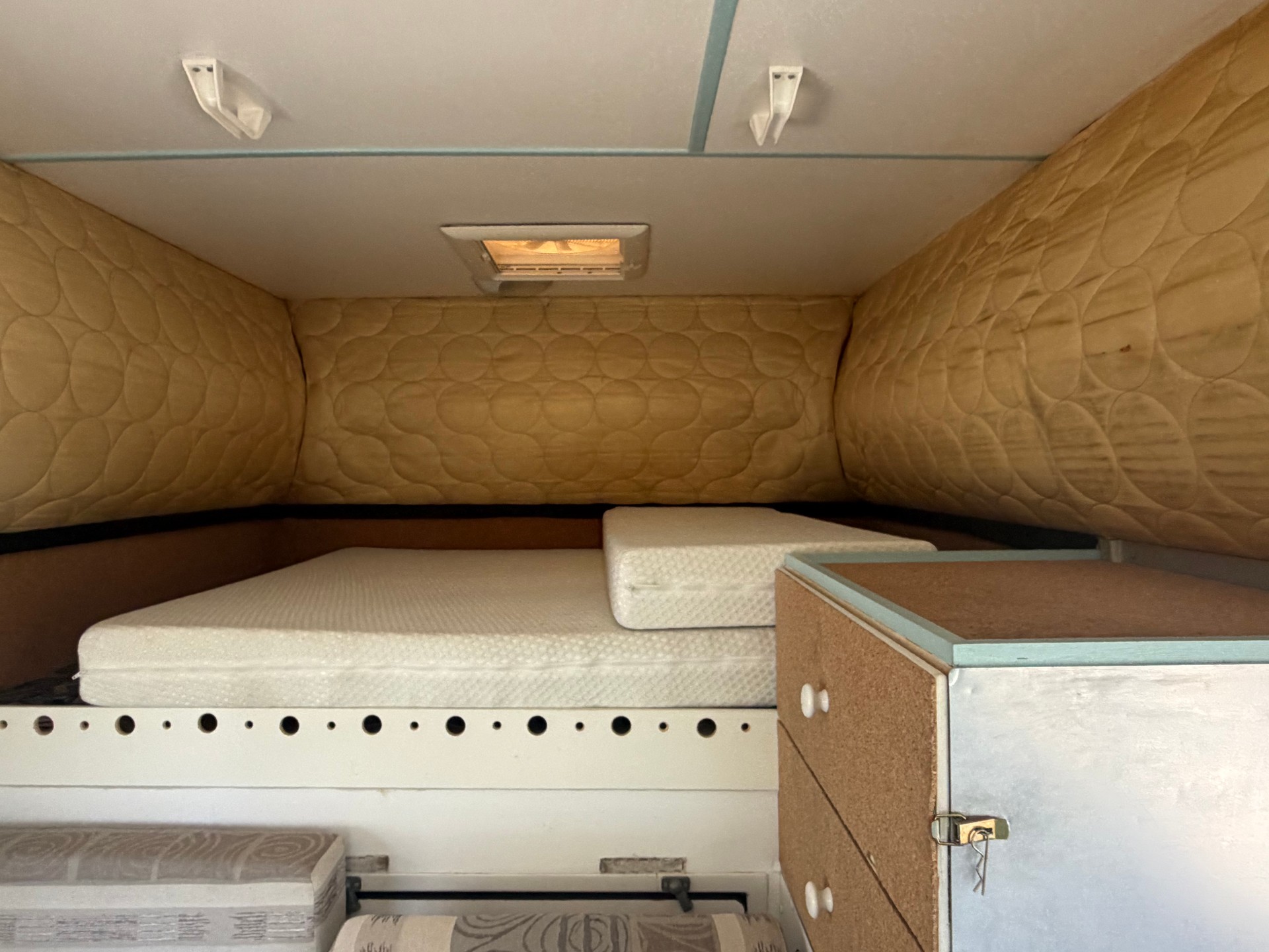 VW VW T5 Basis Alkoven Aufbau-image-15