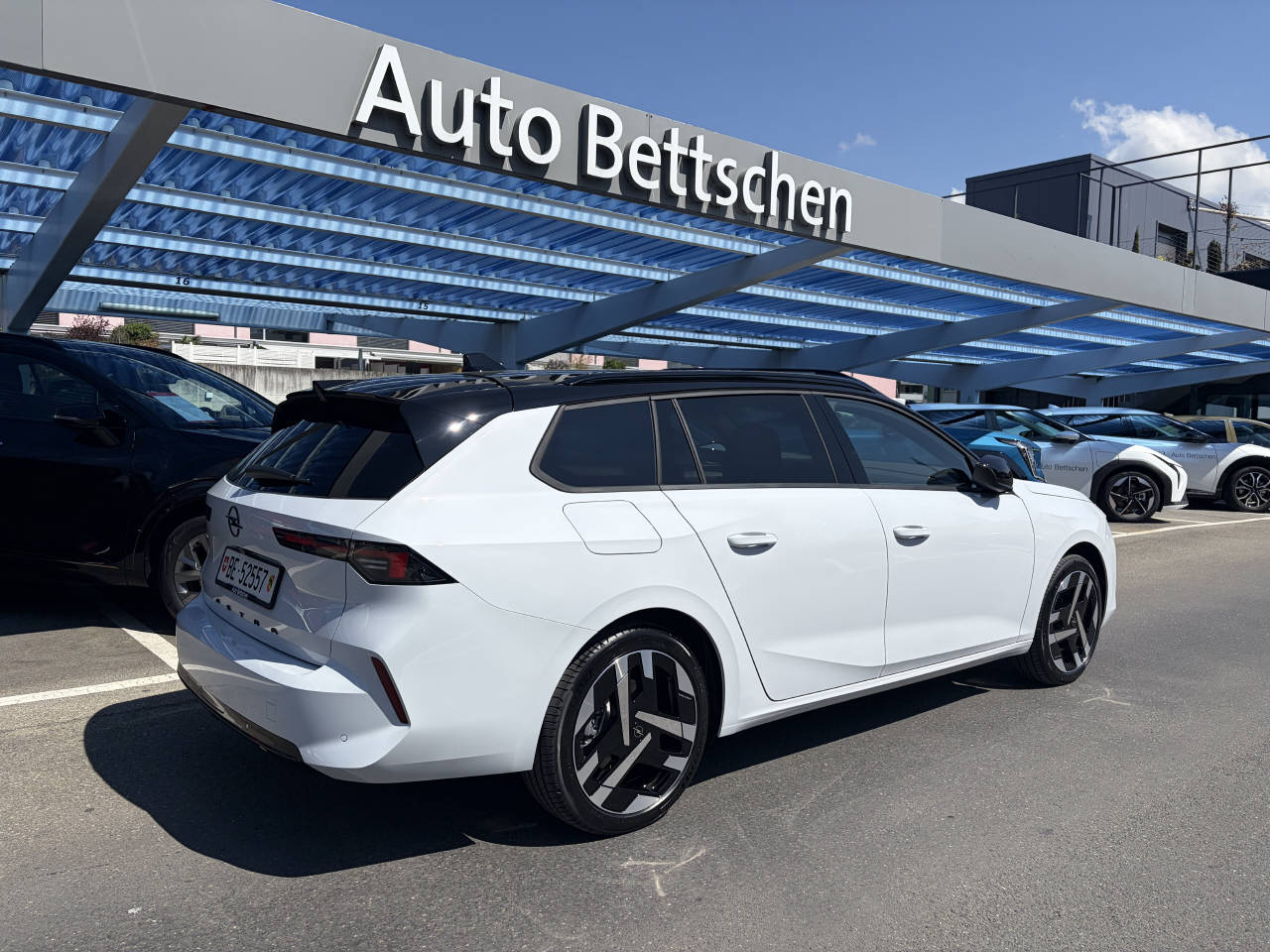 OPEL Astra-e Sports Tourer Ultimate-image-5