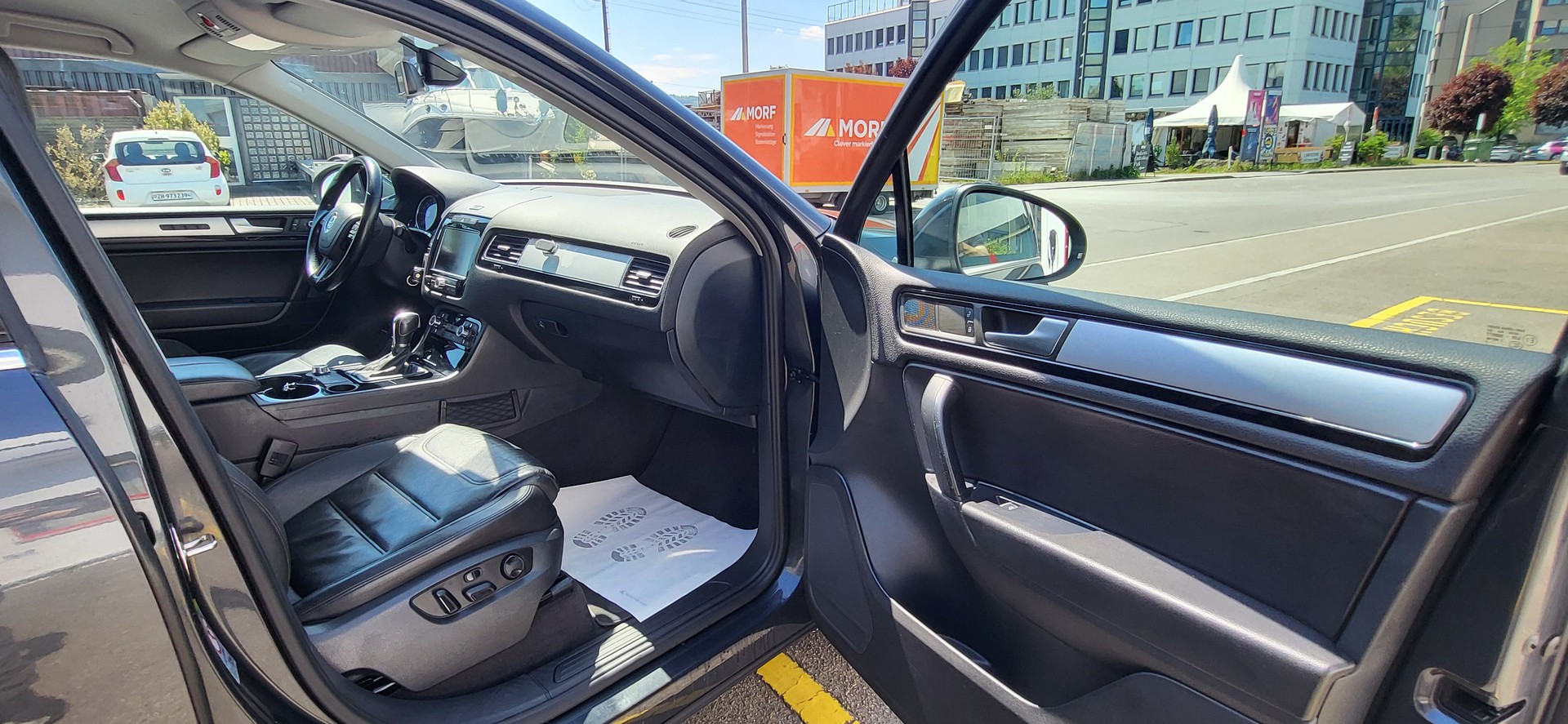 VW Touareg 3.0 TDI BMT Value Tiptronic-image-3