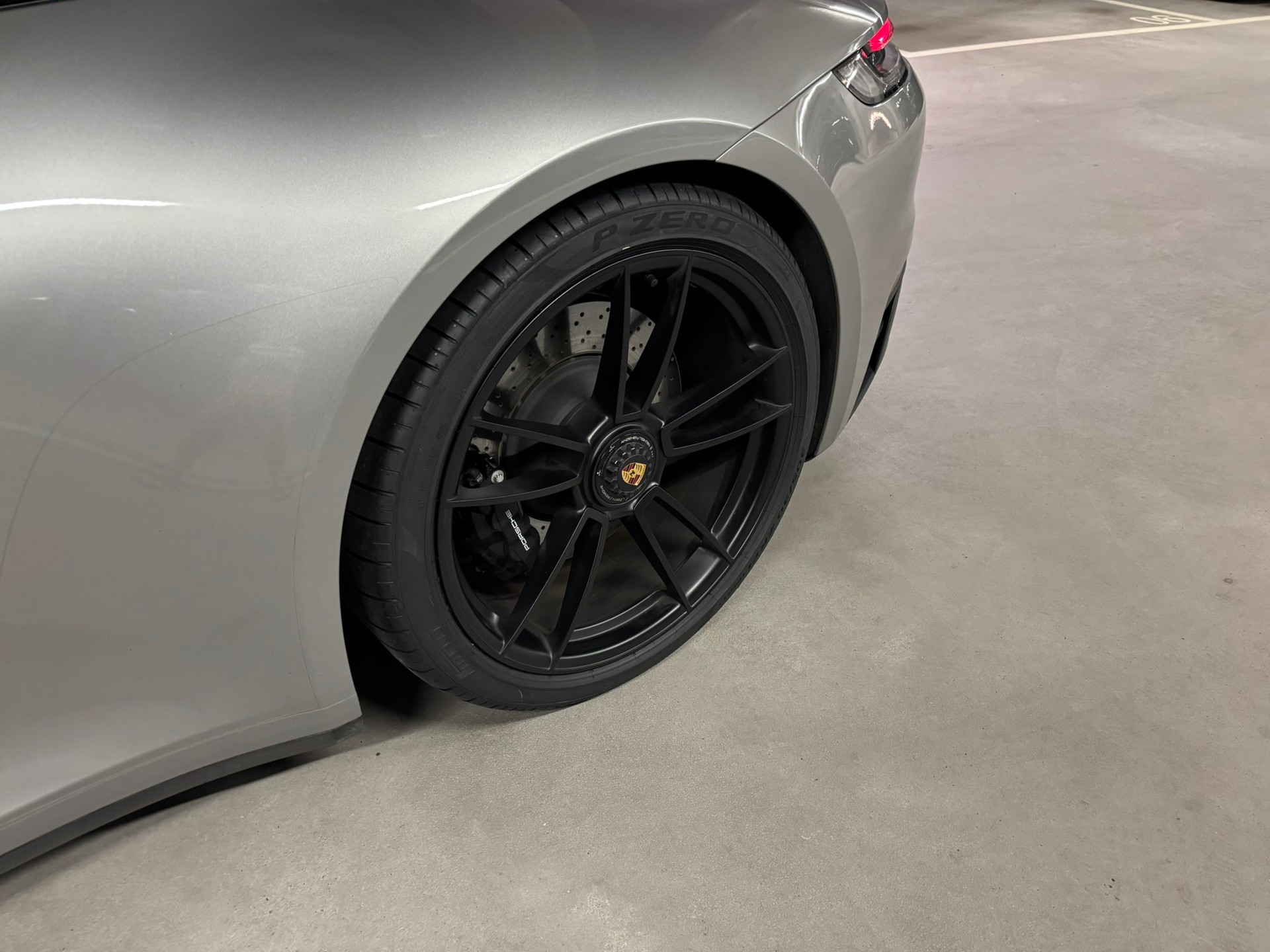 PORSCHE Carrera 4 GTS Lift Glasdach InnoDrive 1. Hand, MFK/Approved/grosse Wartung neu!-image-7