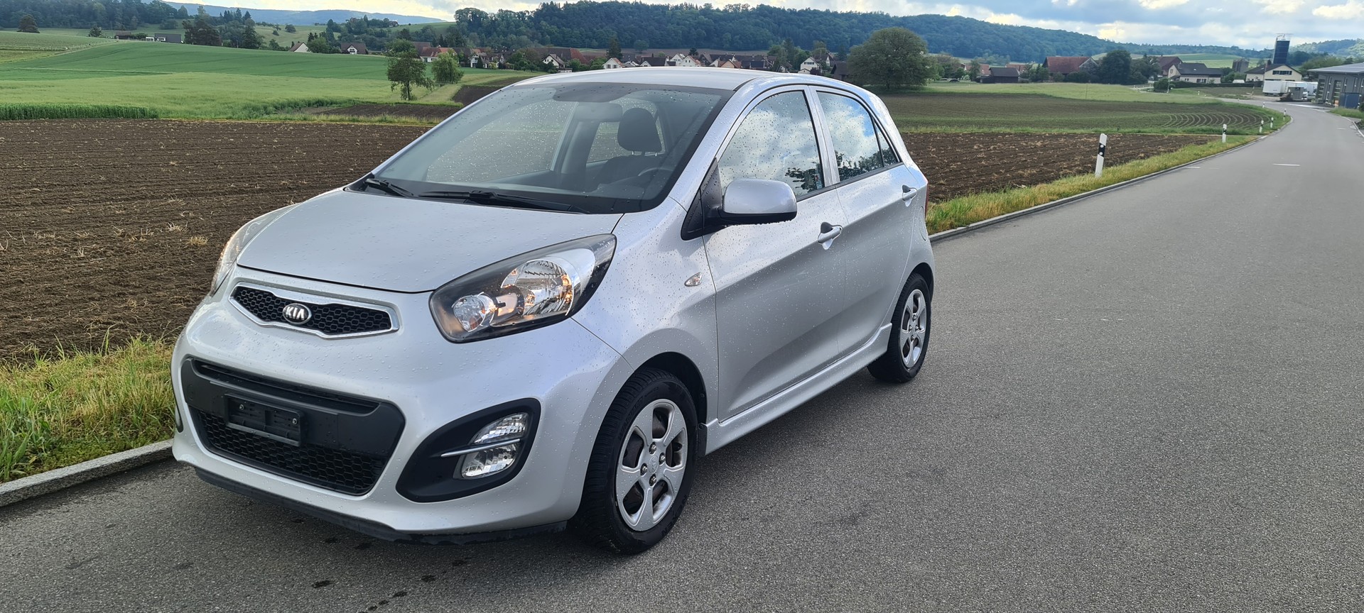 KIA Picanto 1.2 CVVT Trend-image-1