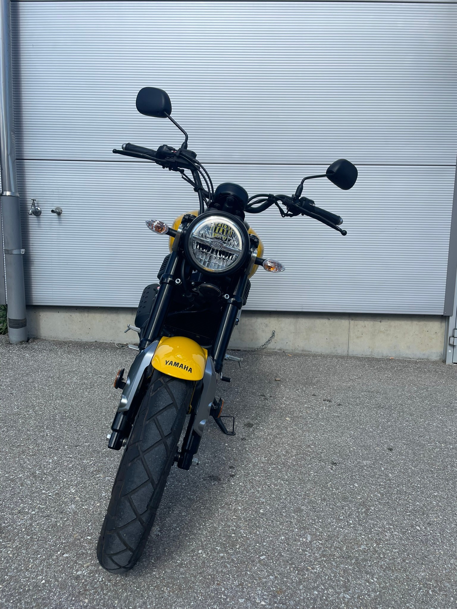 YAMAHA XSR 125-image-4