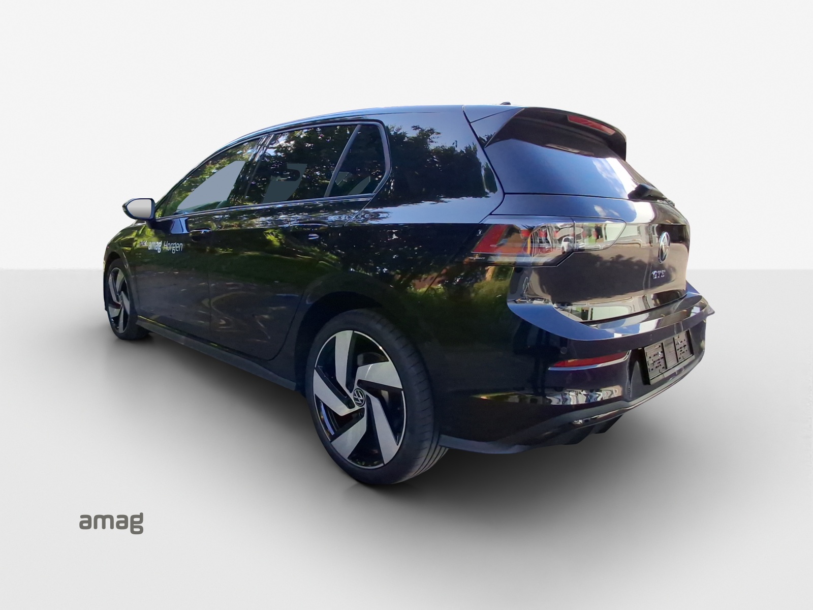 VW Golf 1.5 TSI PHEV GTE-image-2