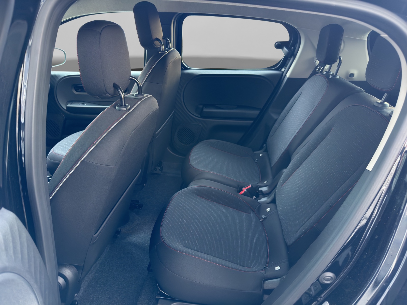 RENAULT Twingo E-Tech Urban Range techno-image-9