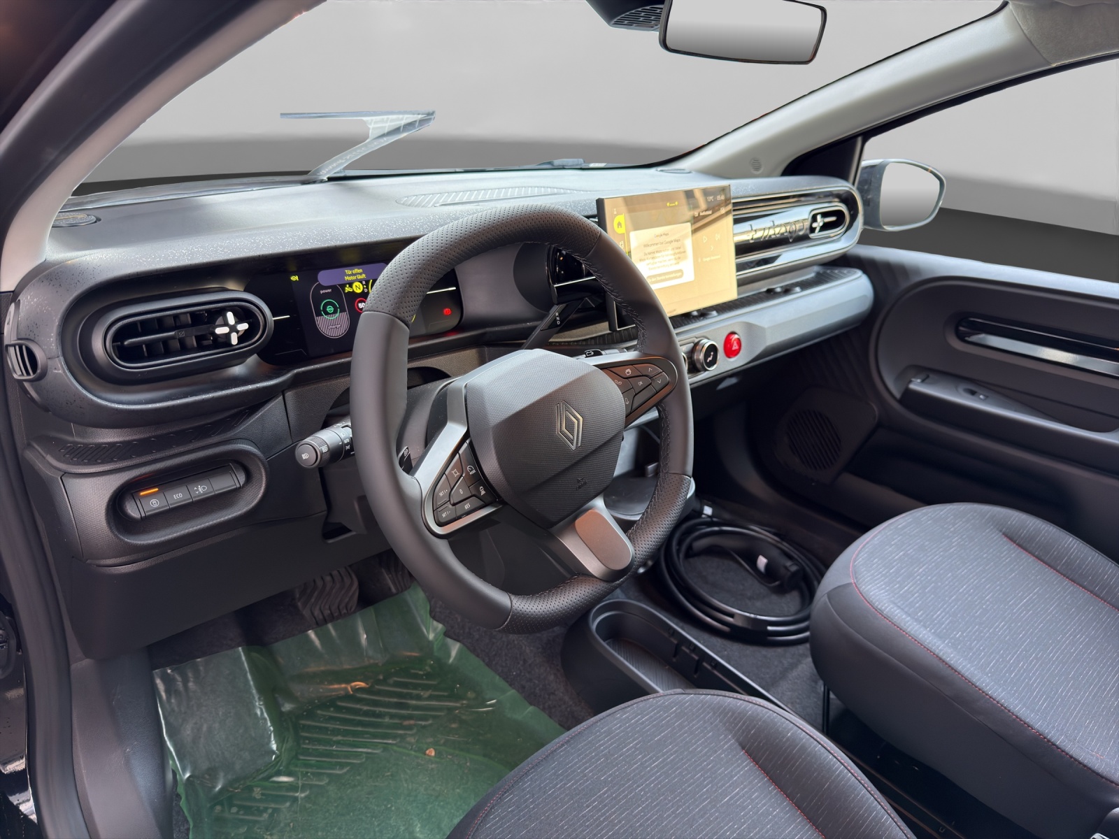 RENAULT Twingo E-Tech Urban Range techno-image-5
