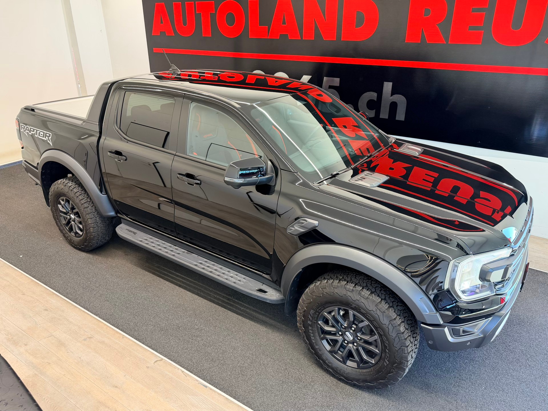 FORD Ranger Raptor 3.0 Eco Boost 4x4 A-showroom-element-3