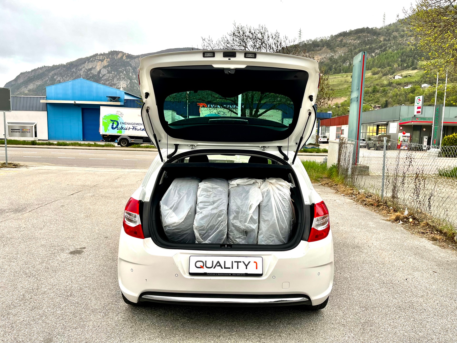 CITROEN C4 Berline 1.2 THP Exclusive-showroom-element-2