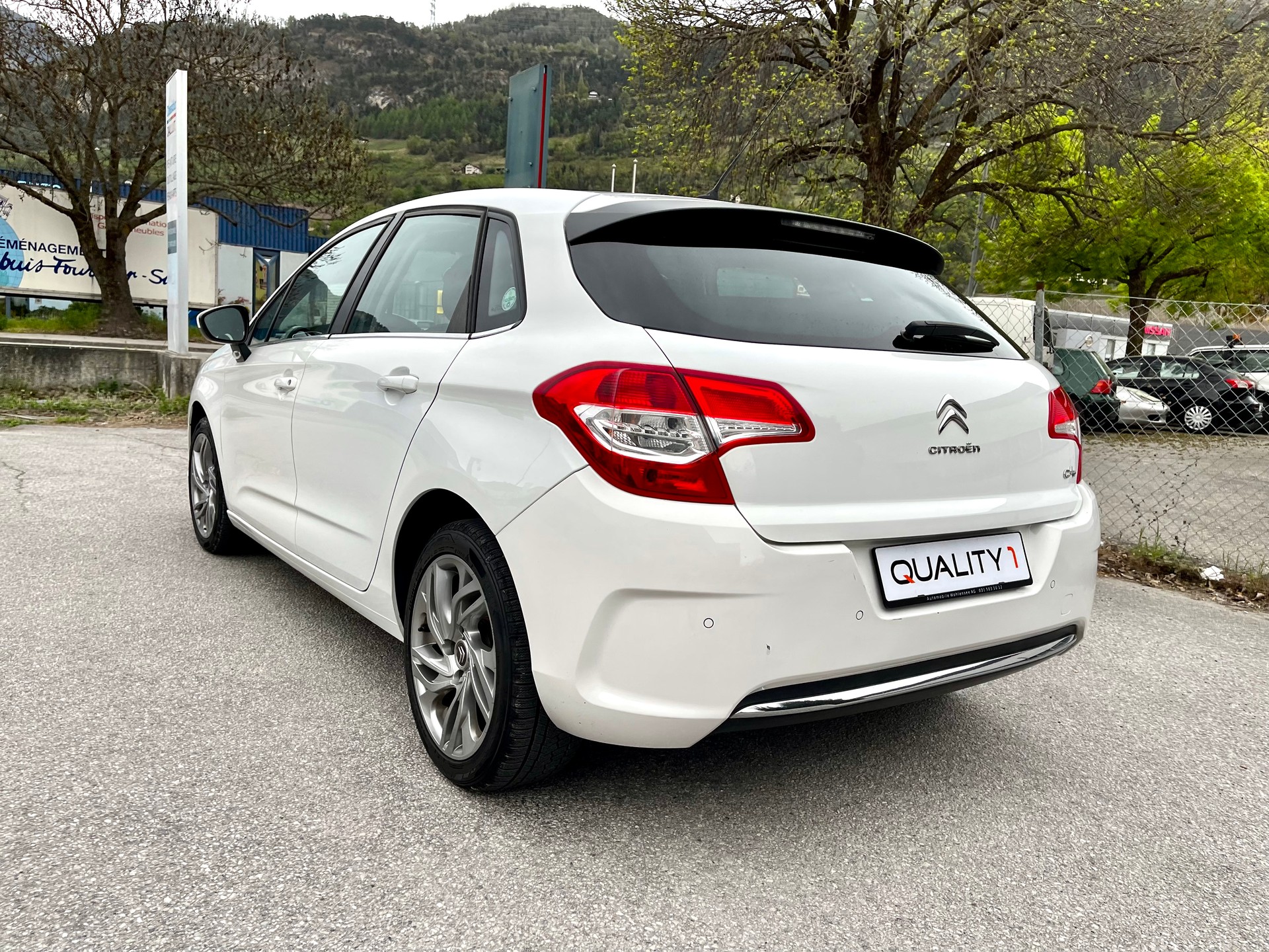 CITROEN C4 Berline 1.2 THP Exclusive-image-18