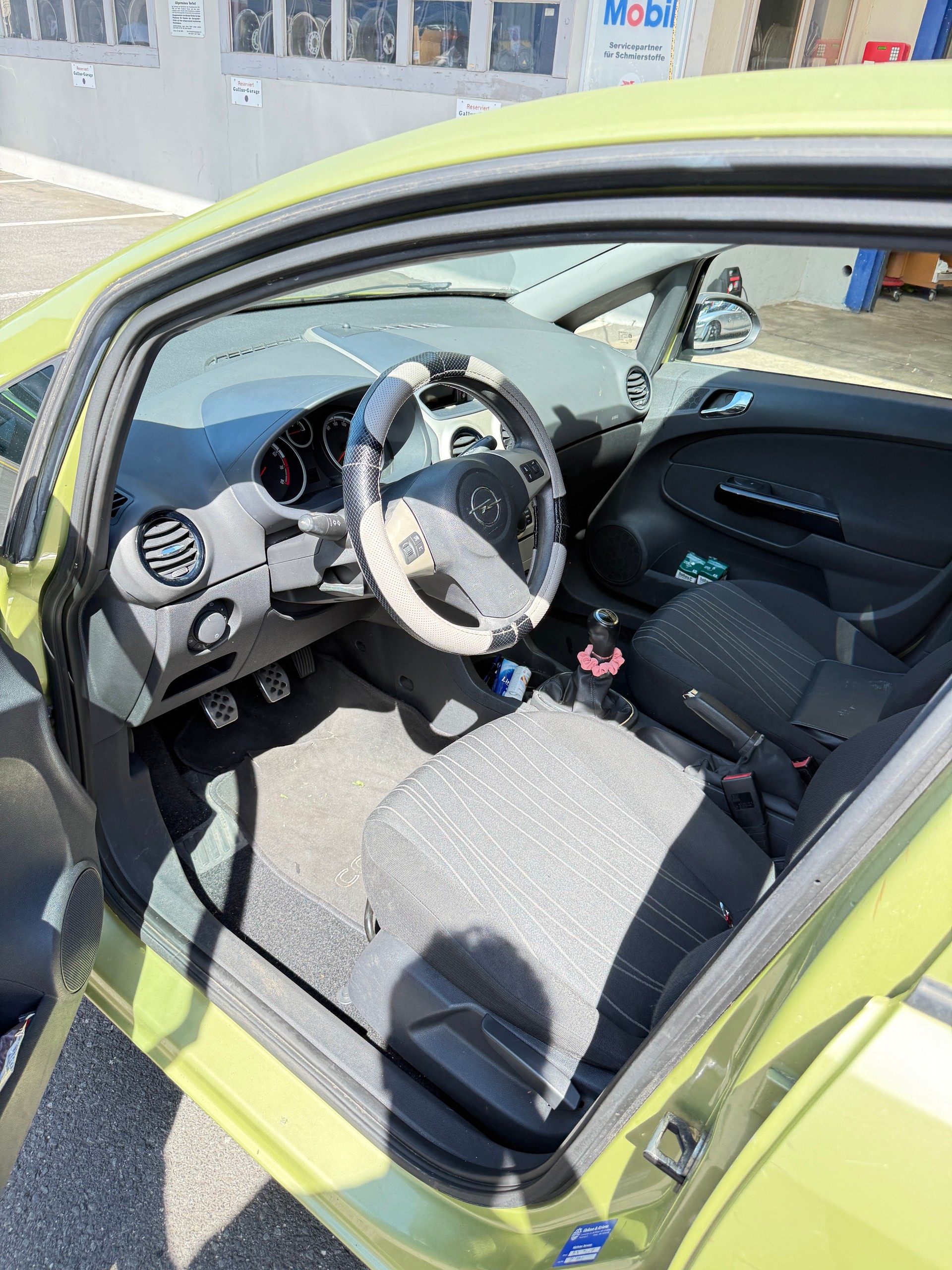 OPEL Corsa 1.4 TP Enjoy-image-5